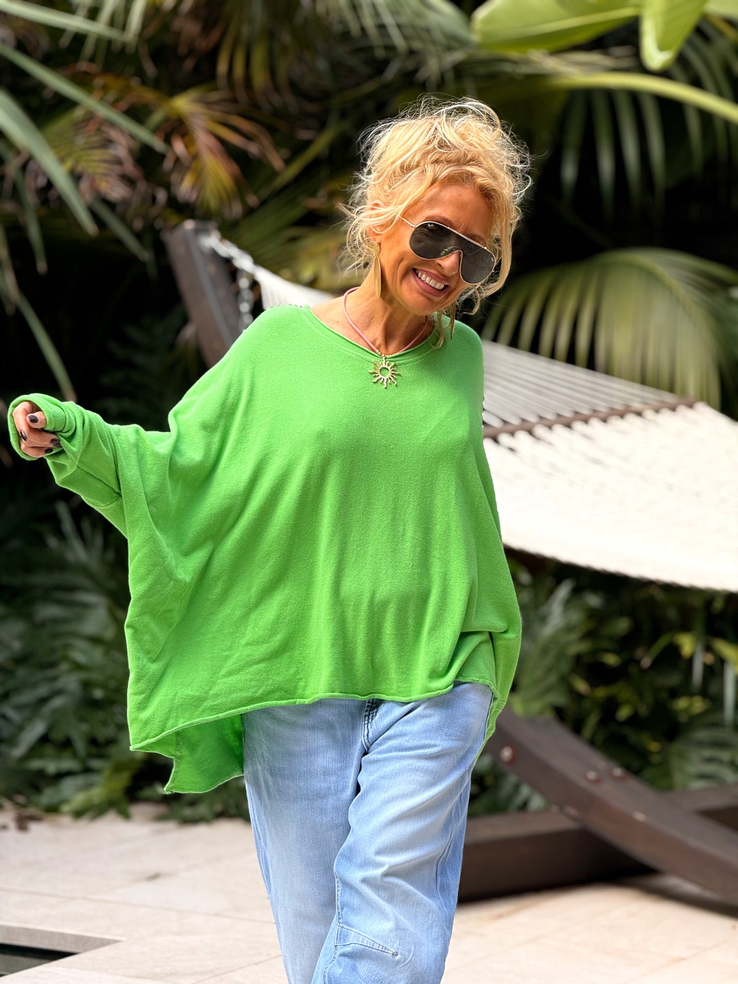 CAMISETA DESGASTADA SUPER OVERSIZE DANI MULTICOLOR