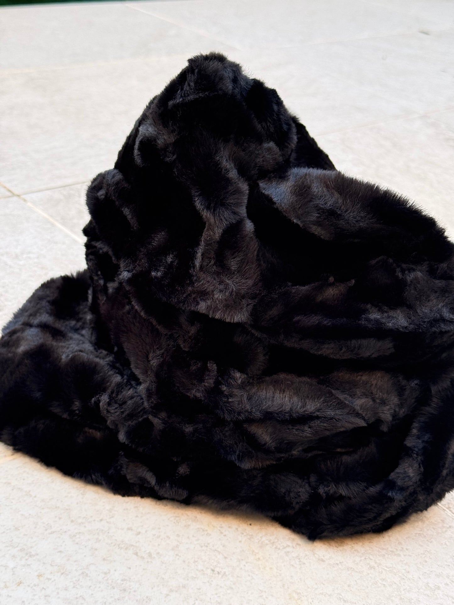 CUELLO DE PELO SINTÉTICO MULTICOLOR