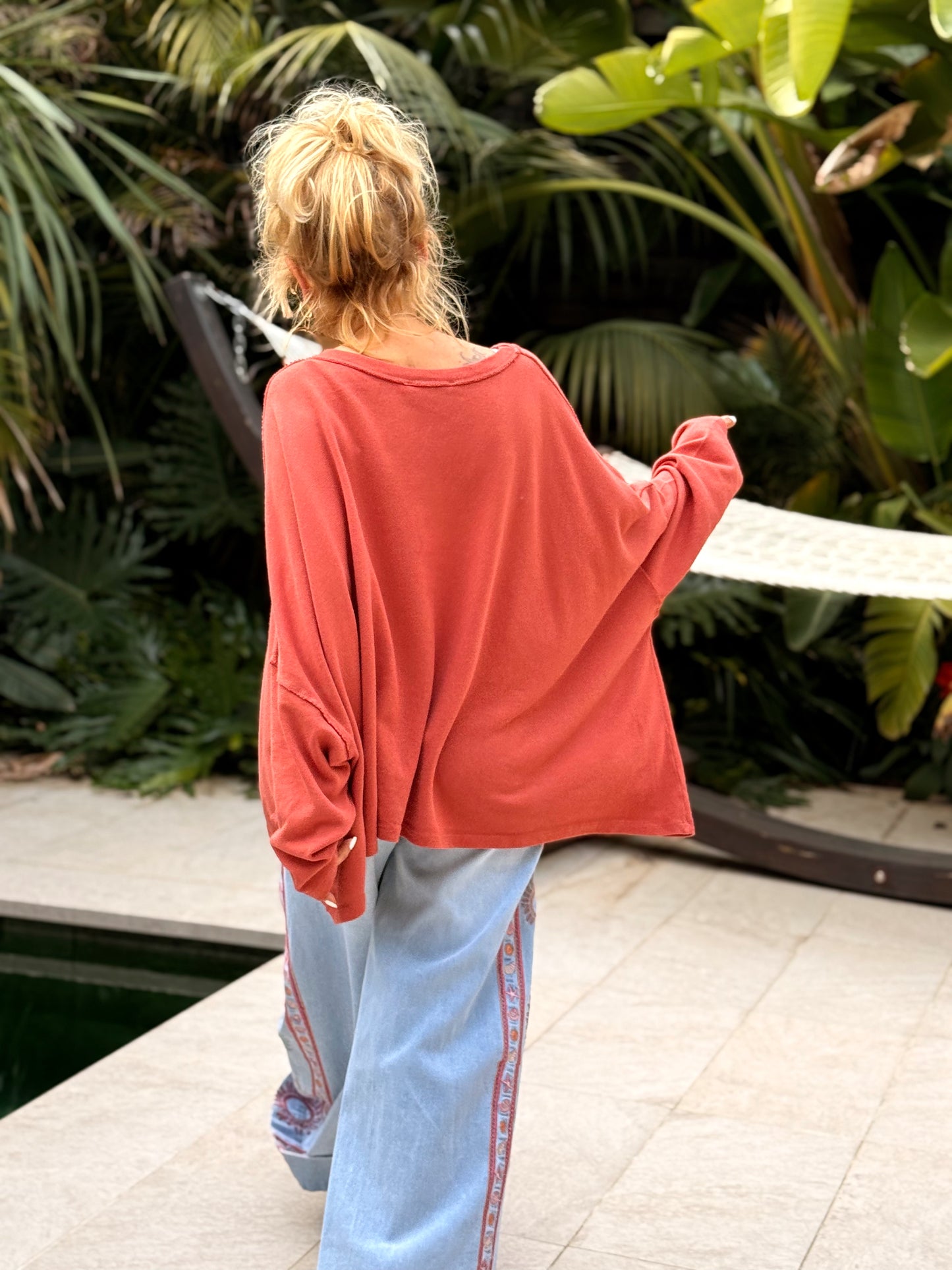 CAMISETA SUPER OVERSIZE SHILA MULTICOLOR