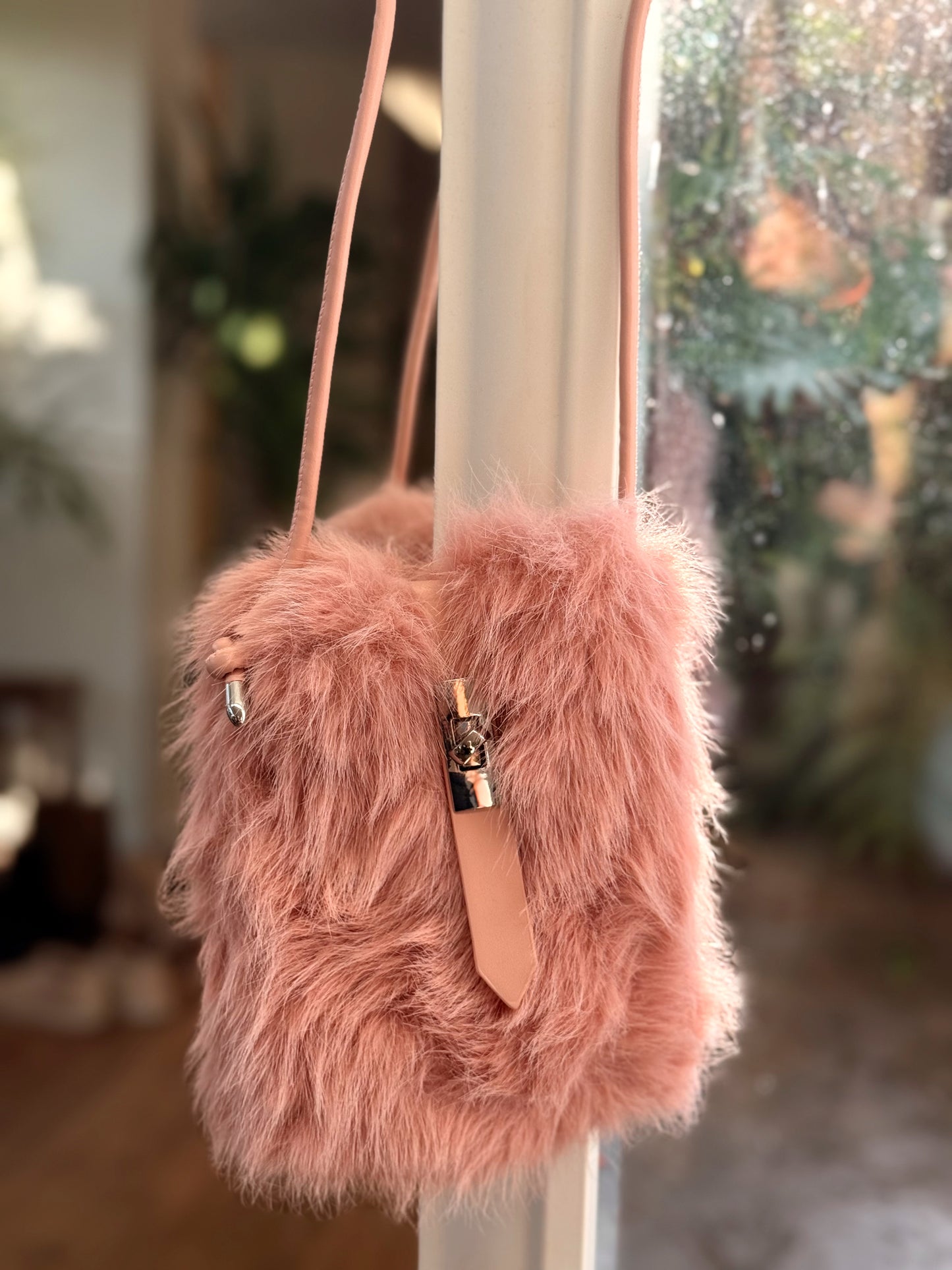 BOLSILLO DE OMBRO PELO SINTÉTICO MULTICOLOR