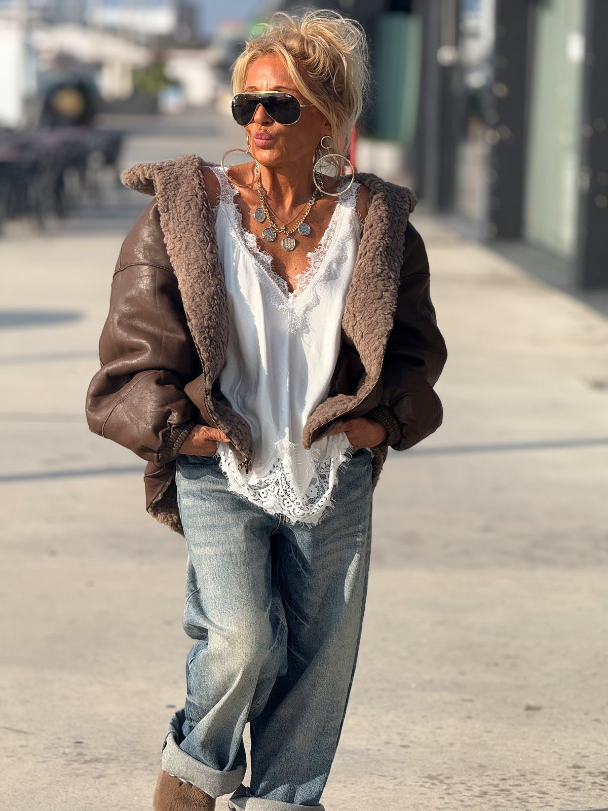 CHAQUETA OVERSIZE REVERSIBLE MOKA
