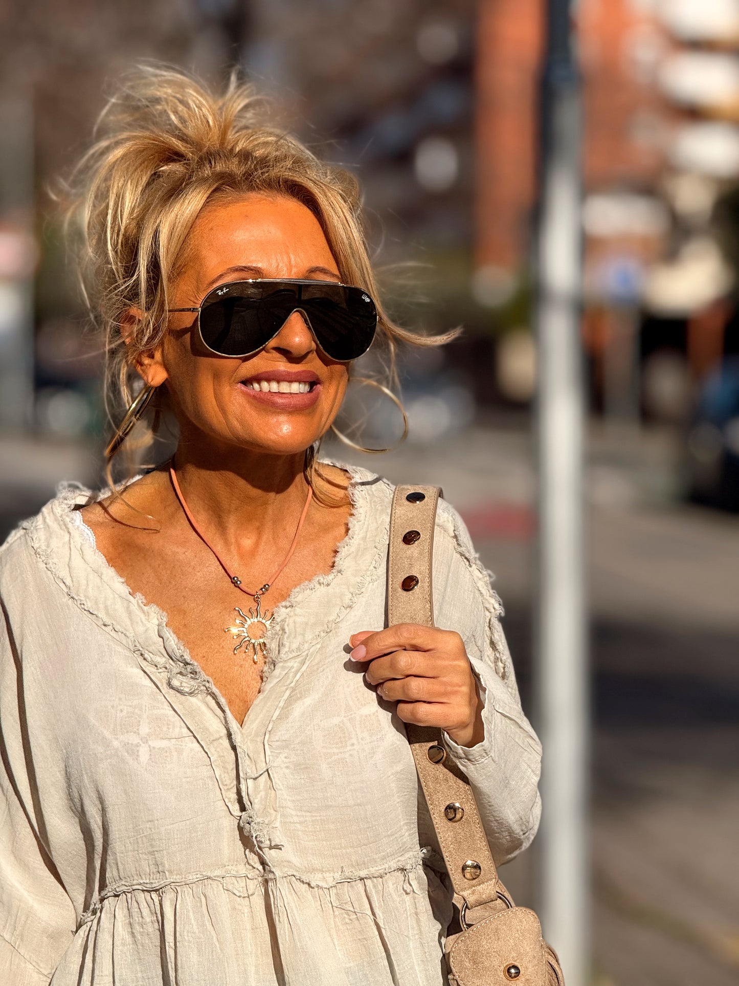 BLUSA OVERSIZE REBEL BEIGE