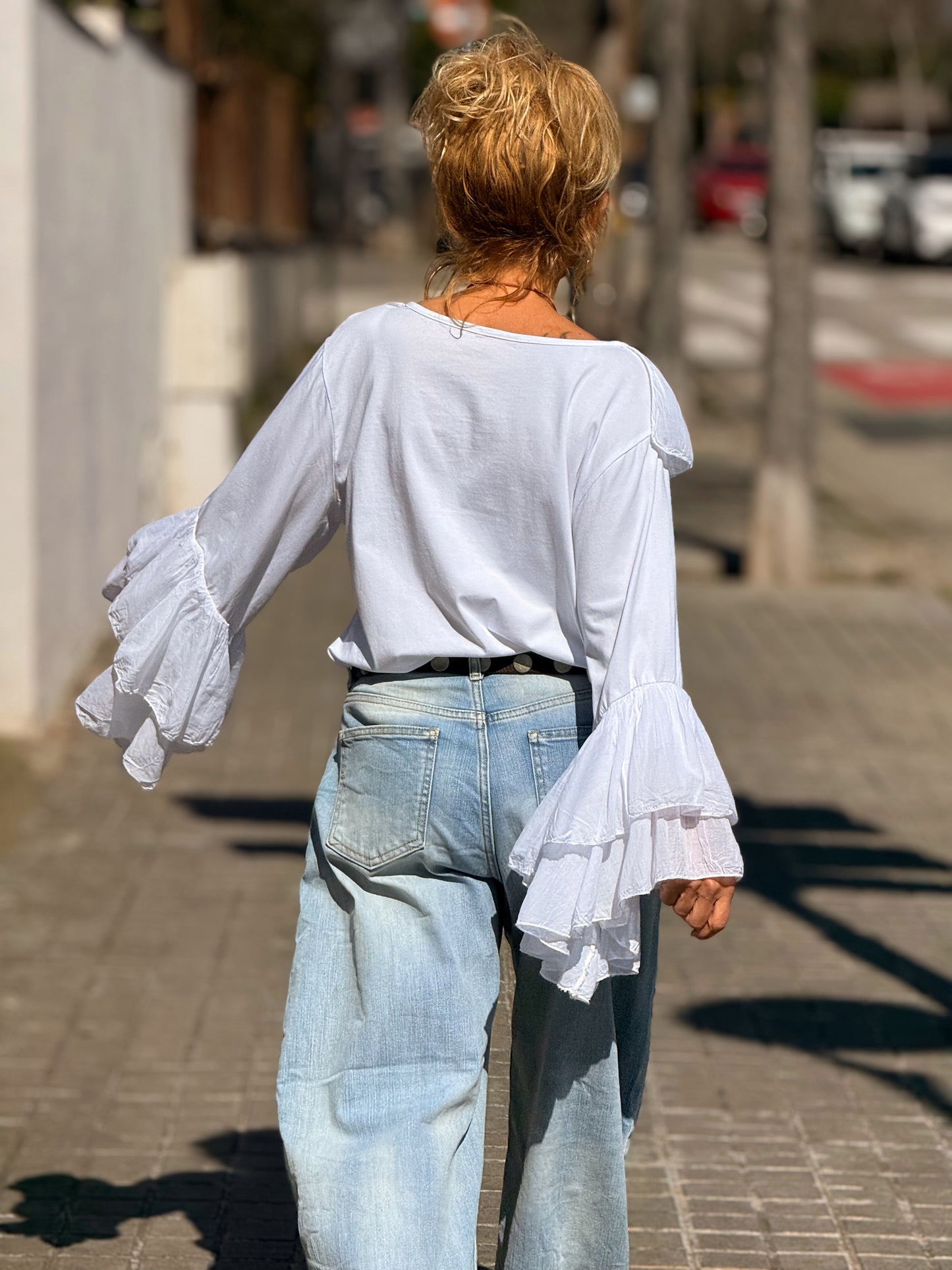 BLUSA VOLANTE MULTICOLOR