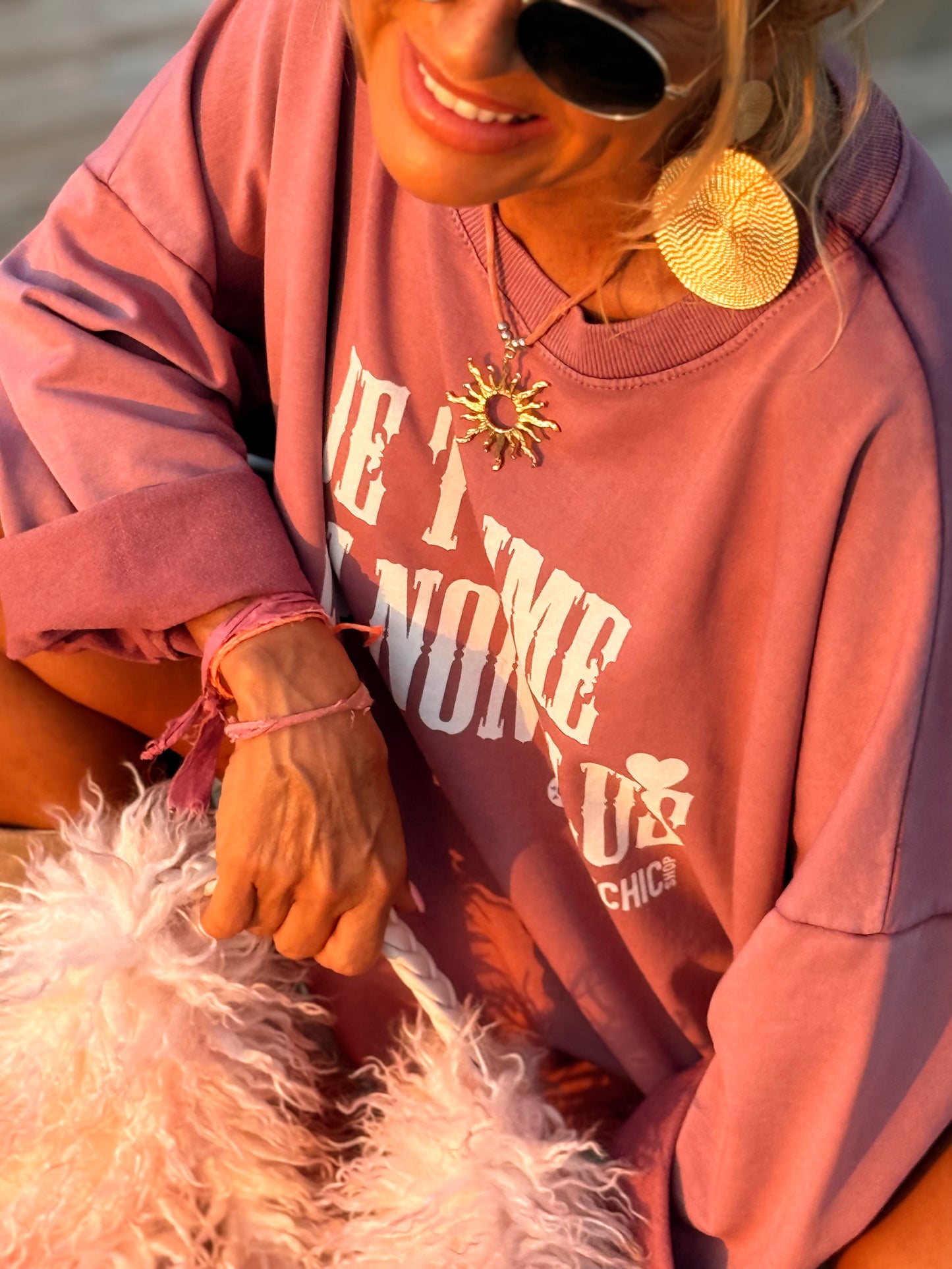 SUDADERA OVERSIZE JE T’AIME MOI NON PLUS MULTICOLOR