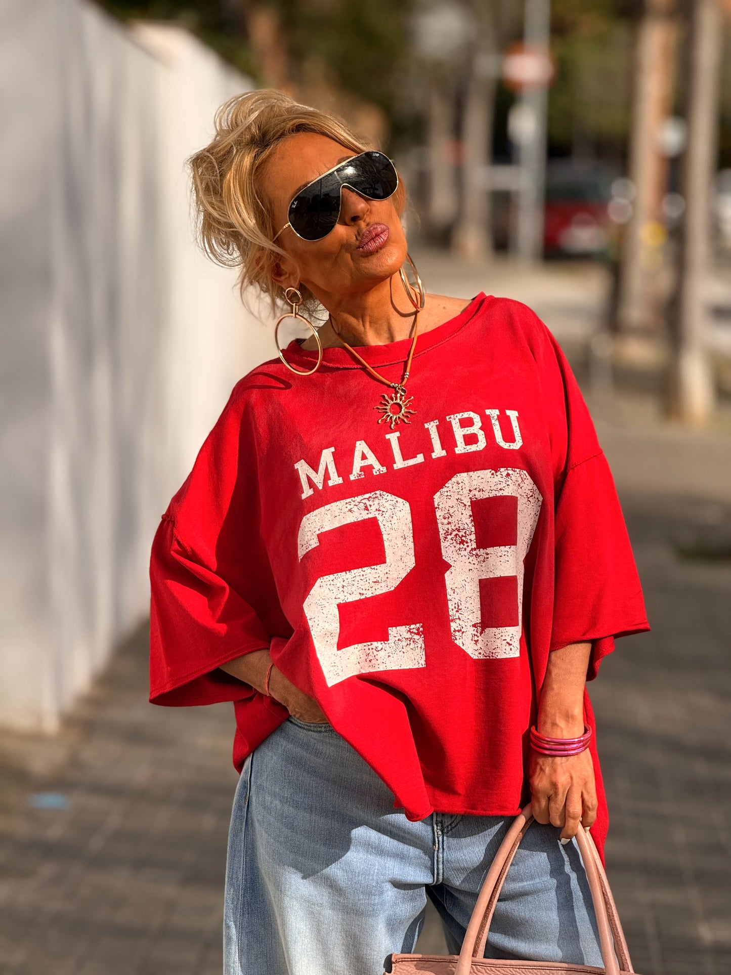 CAMISETA SUPER OVERSIZE DESGASTADA MALIBU MULTICOLOR
