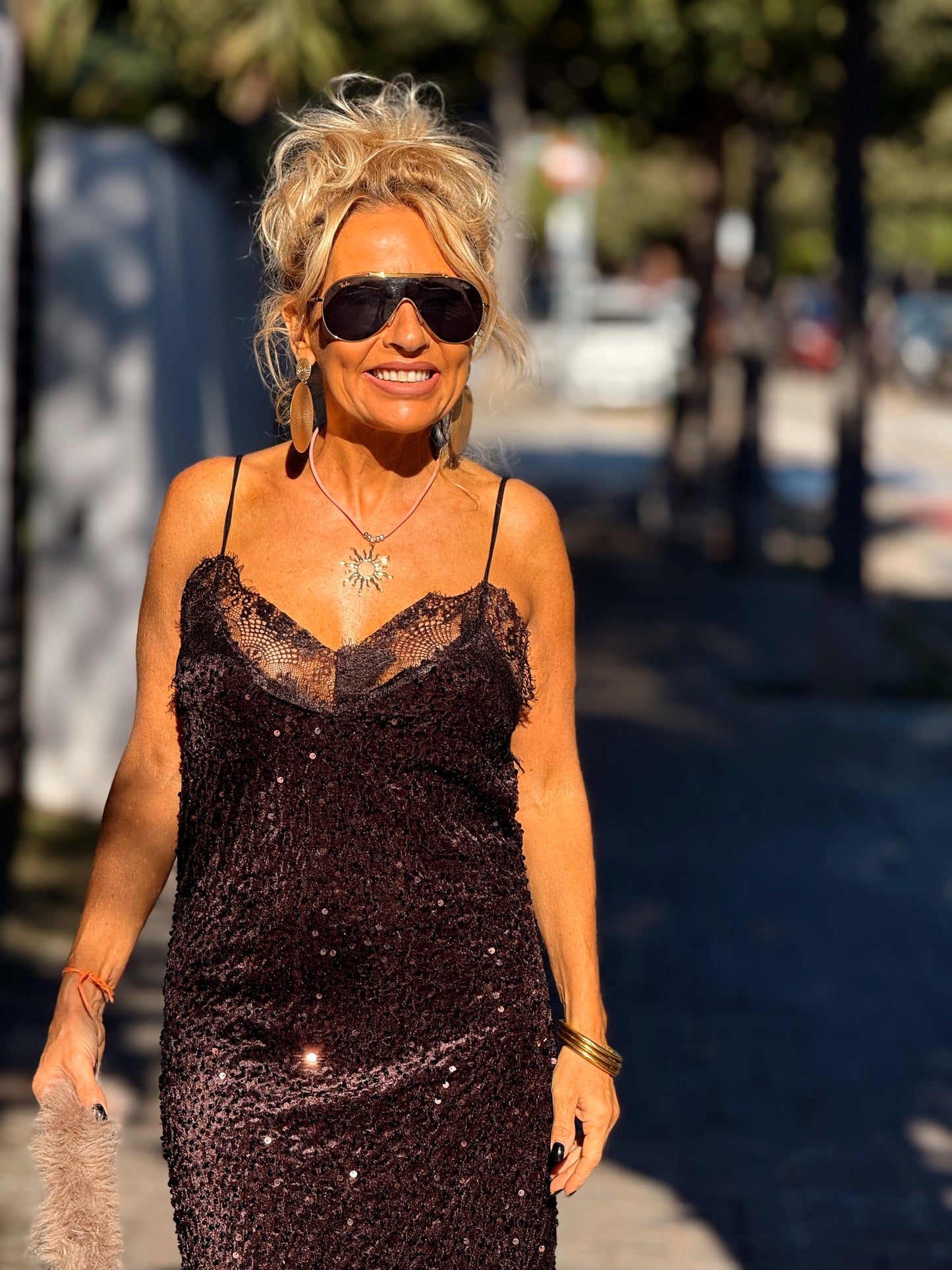 VESTIDO LENTEJUELAS MARRÓN