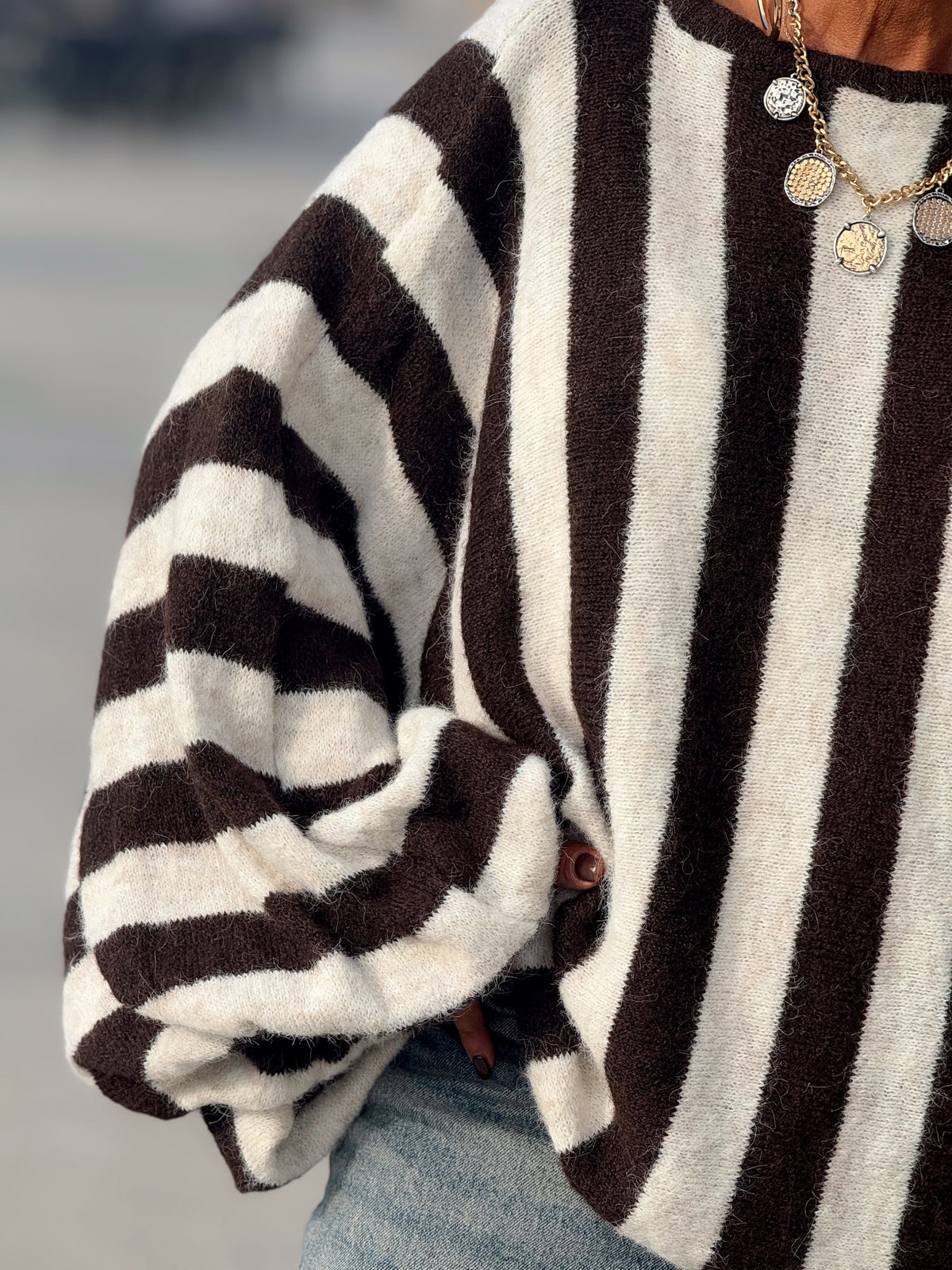 JERSEY OVERSIZE RAYAS MARRÓN