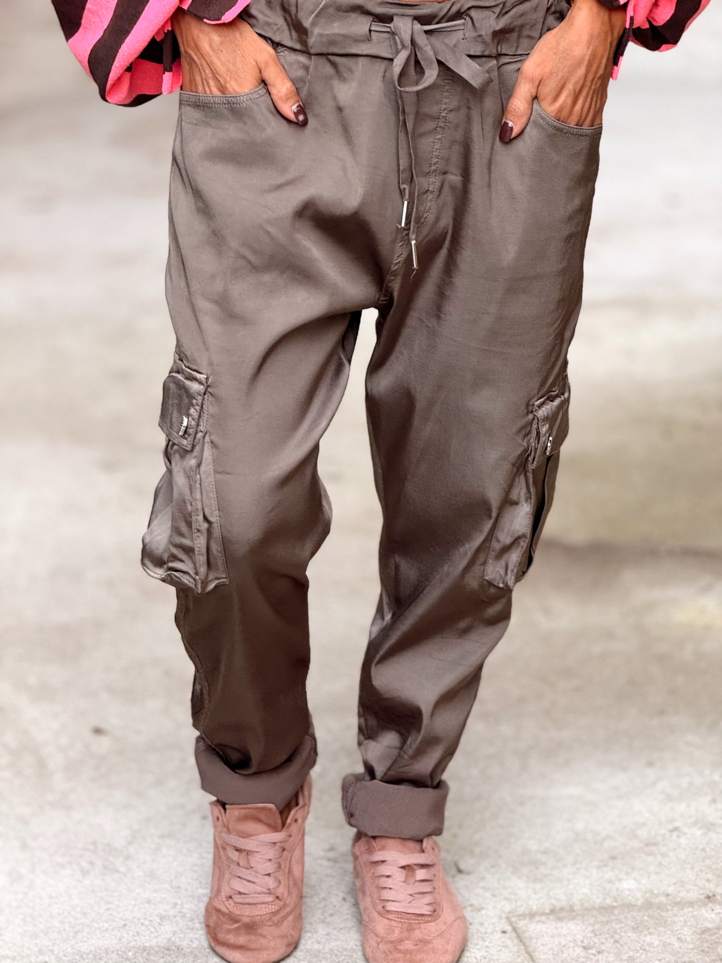 PANTALON CARGO OLIVER MULTICOLOR