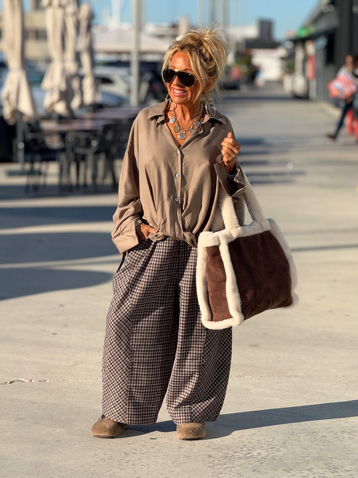 PANTALON OVERSIZE CUADROS LILIANA MARRÓN