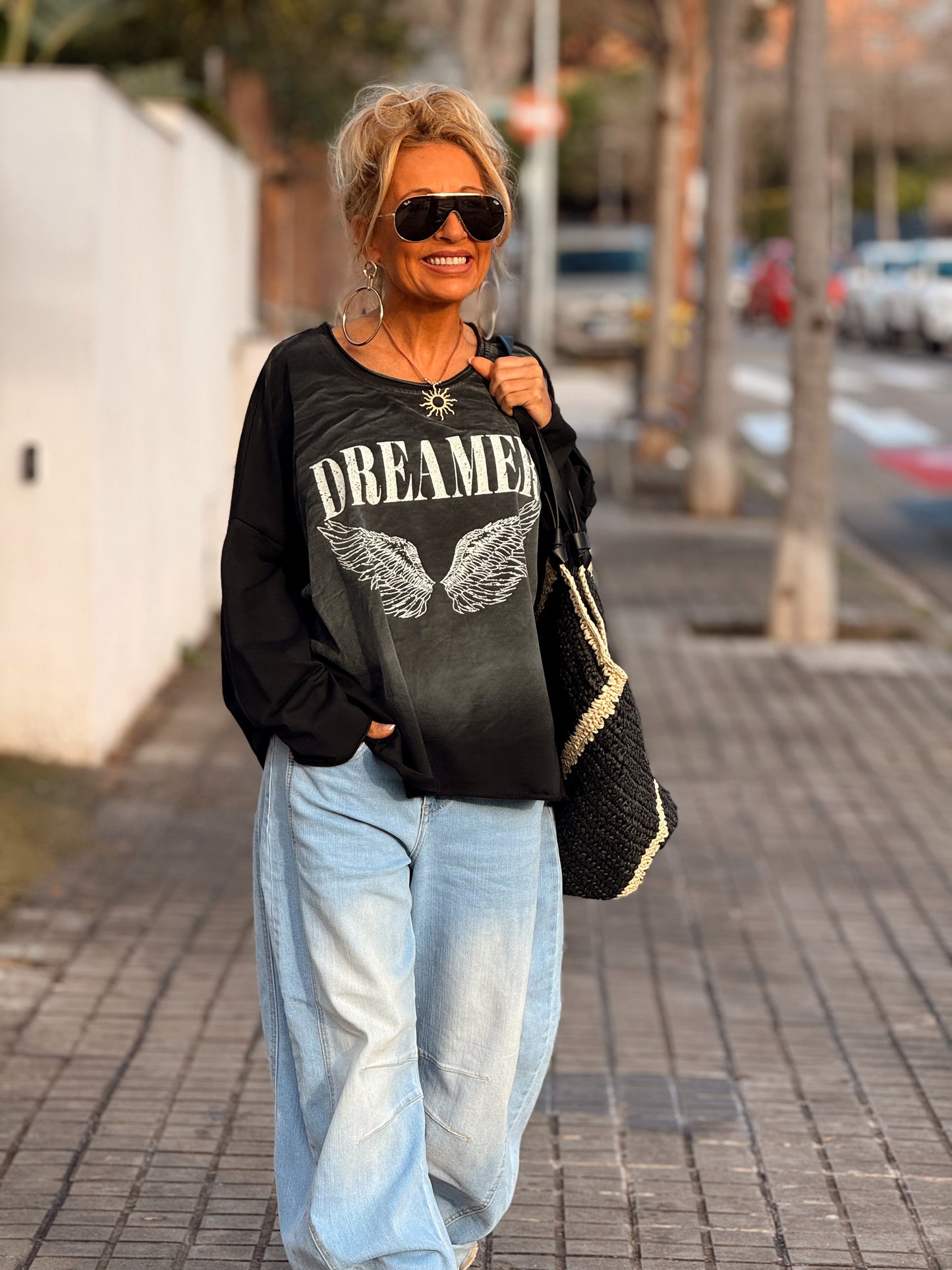 CAMISETA DESGASTADA DREAMER MULTICOLOR