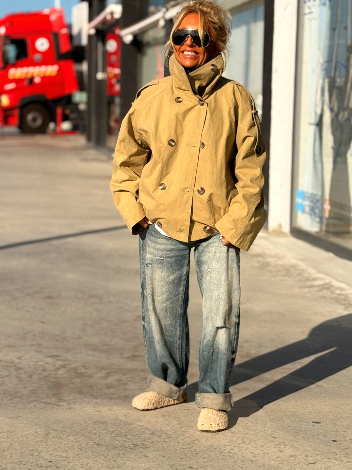 CHAQUETA FORRADA BEIGE