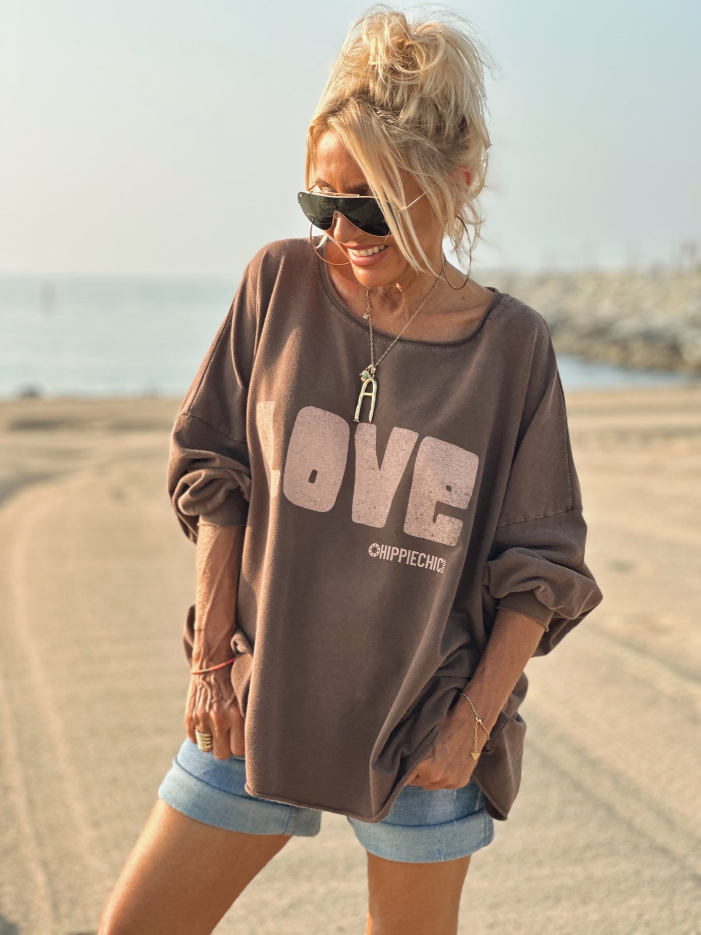 SUDADERA OVERSIZE LOVE CHOCOLATE