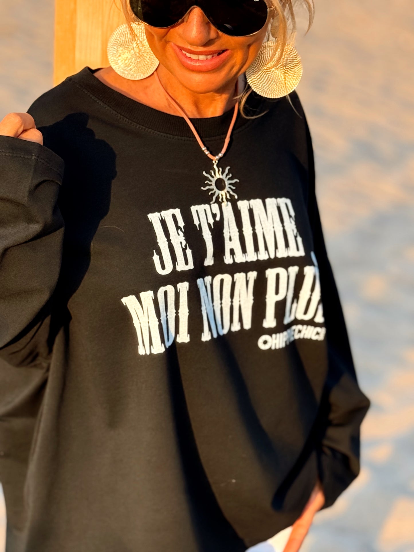 SUDADERA OVERSIZE JE T’AIME MOI NON PLUS MULTICOLOR