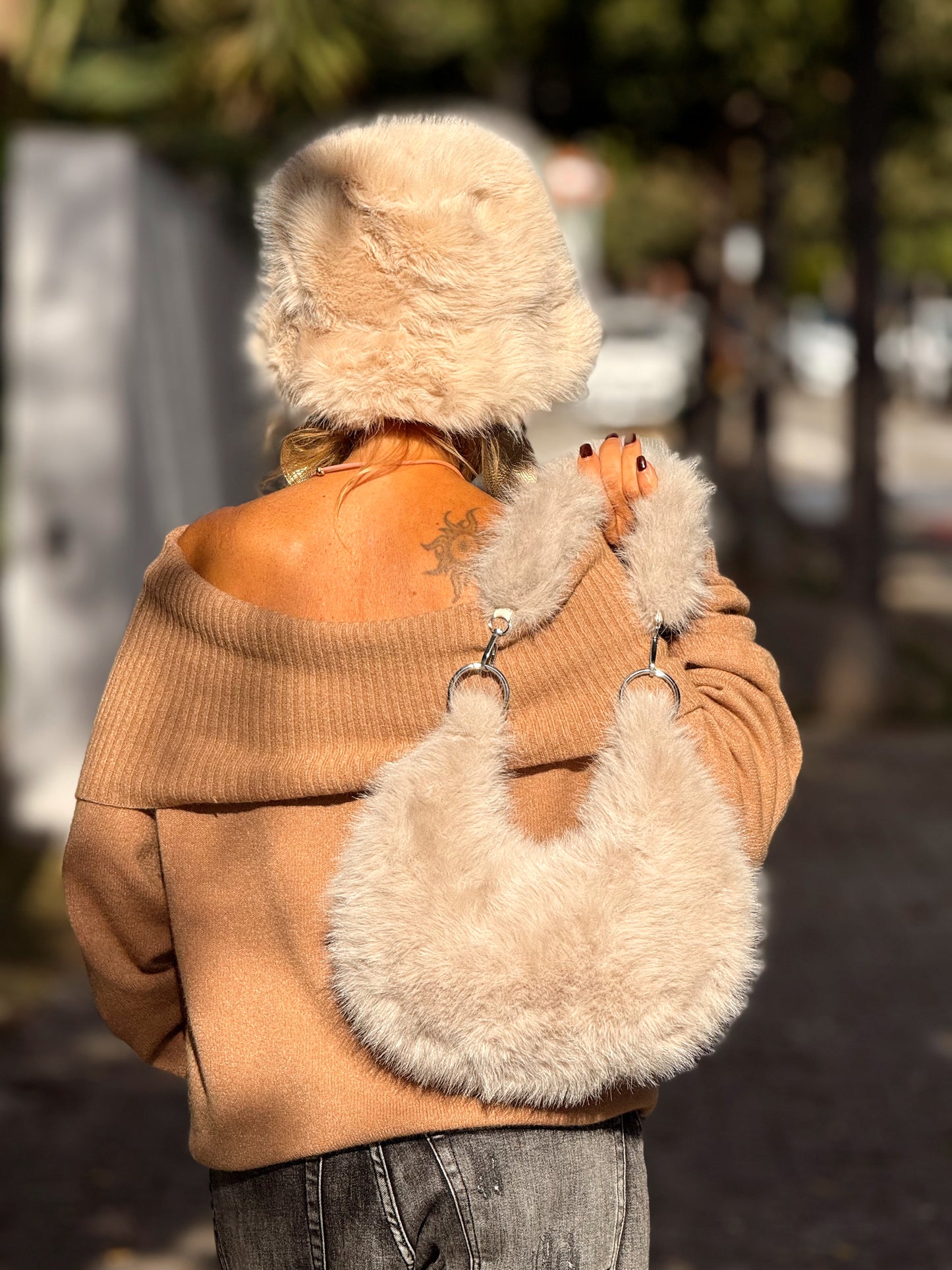 GORRO RUSO PELO SINTÉTICO BEIGE