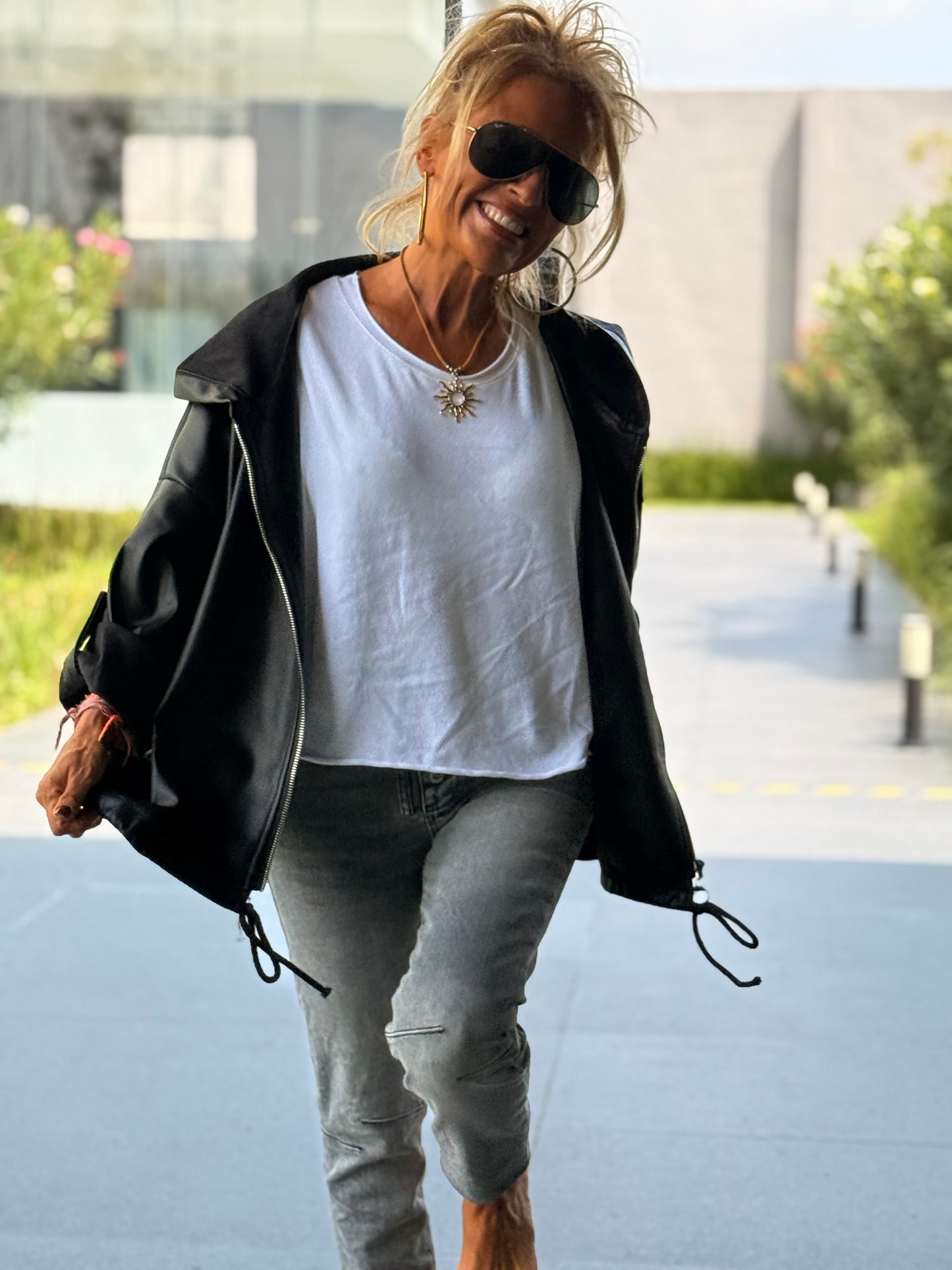 JEANS VAQUEROS GABY GRIS