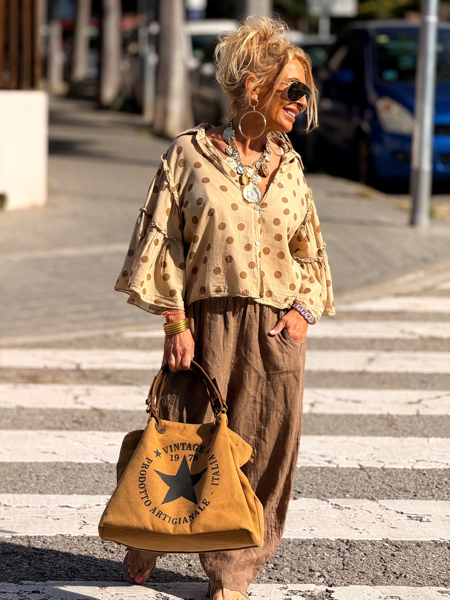 CAMISA CORTA LUNARES MULTICOLOR