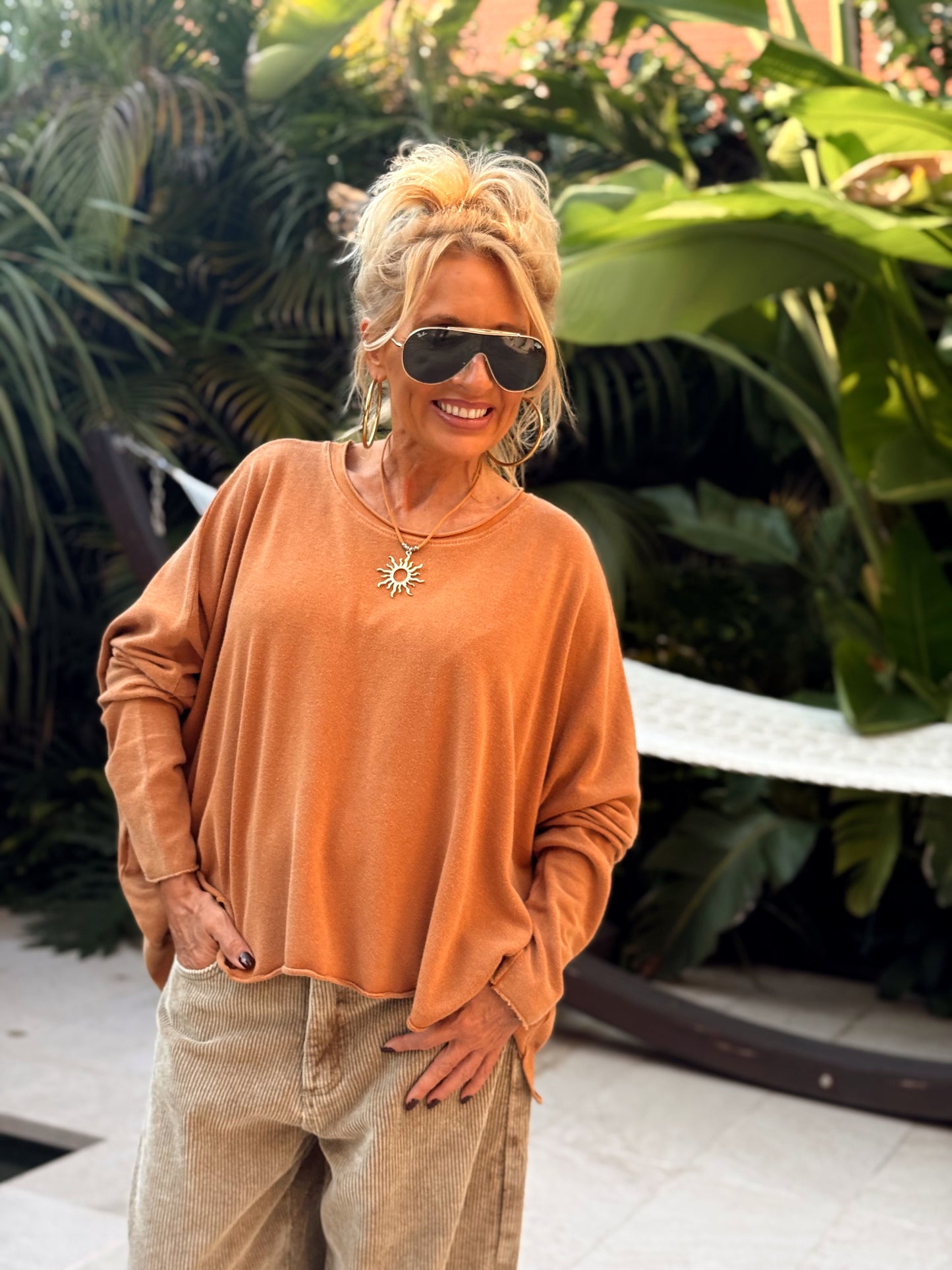 CAMISETA DESGASTADA OVERSIZE DANI MULTICOLOR