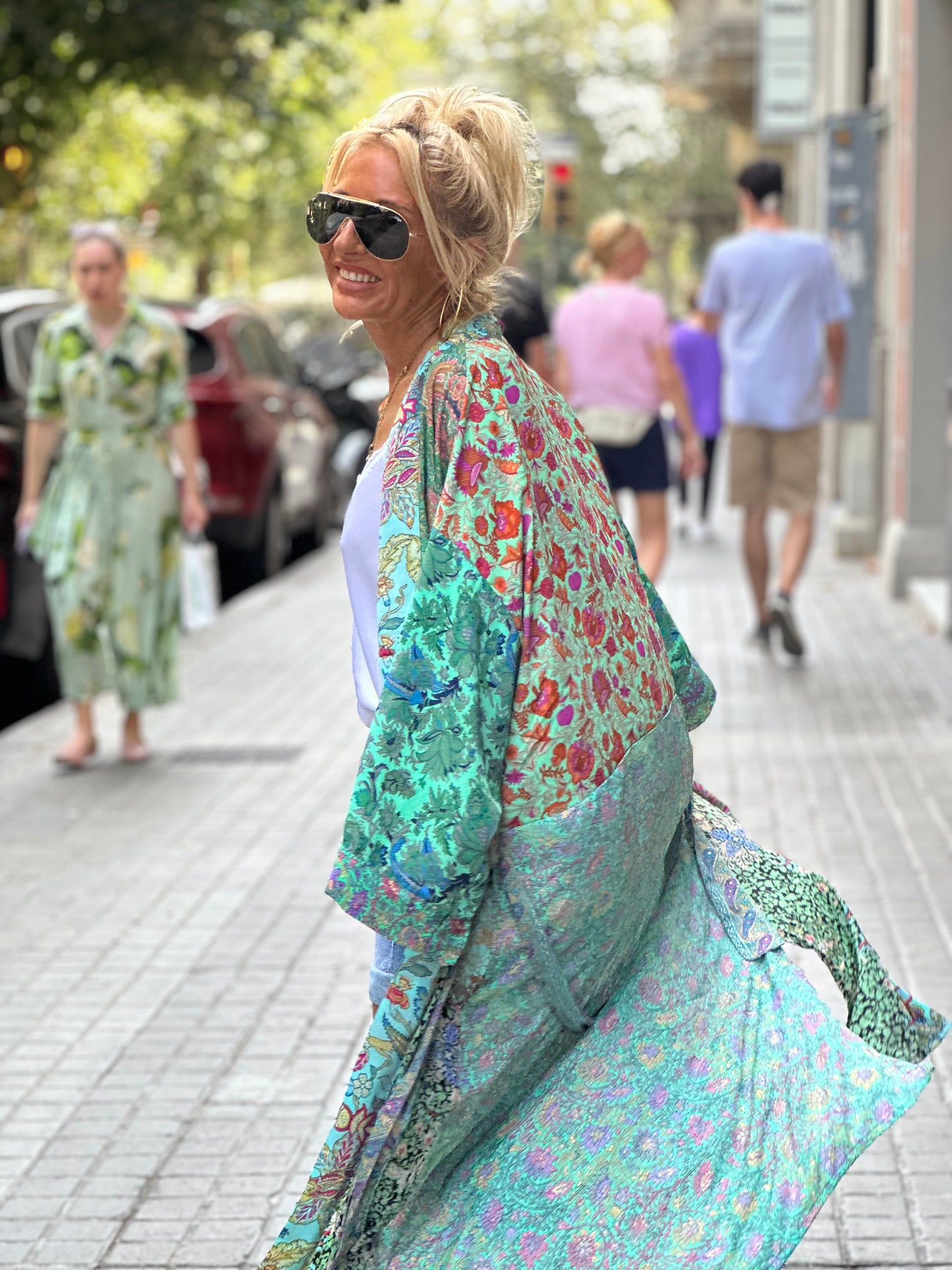 KIMONO OVERSIZE ESTAMPADO MANGA LARGA MULTICOLOR