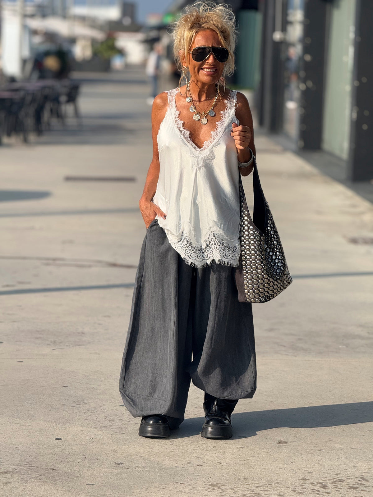 PANTALON OVERSIZE EDU GRIS
