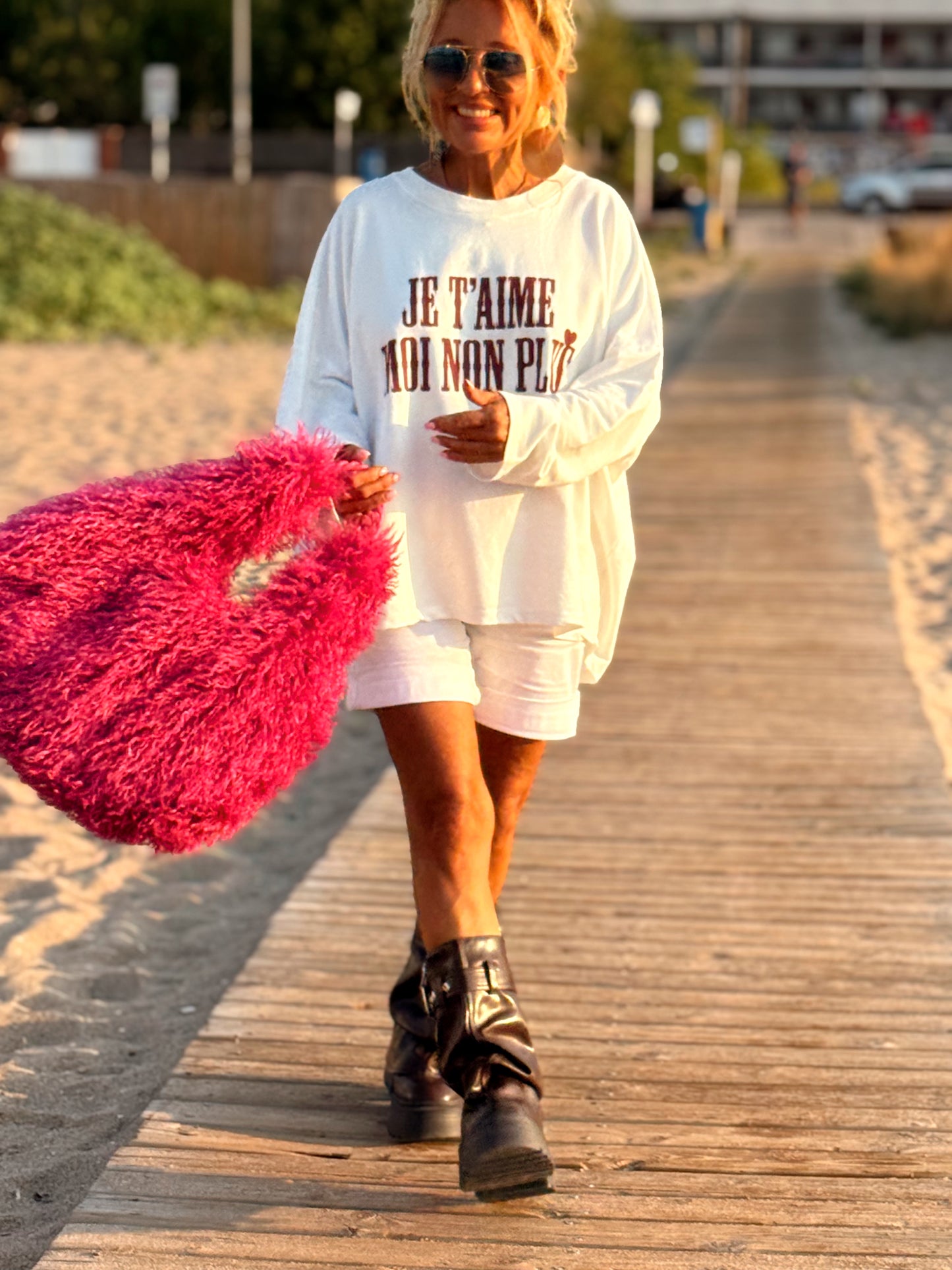 SUDADERA OVERSIZE JE T’AIME MOI NON PLUS MULTICOLOR