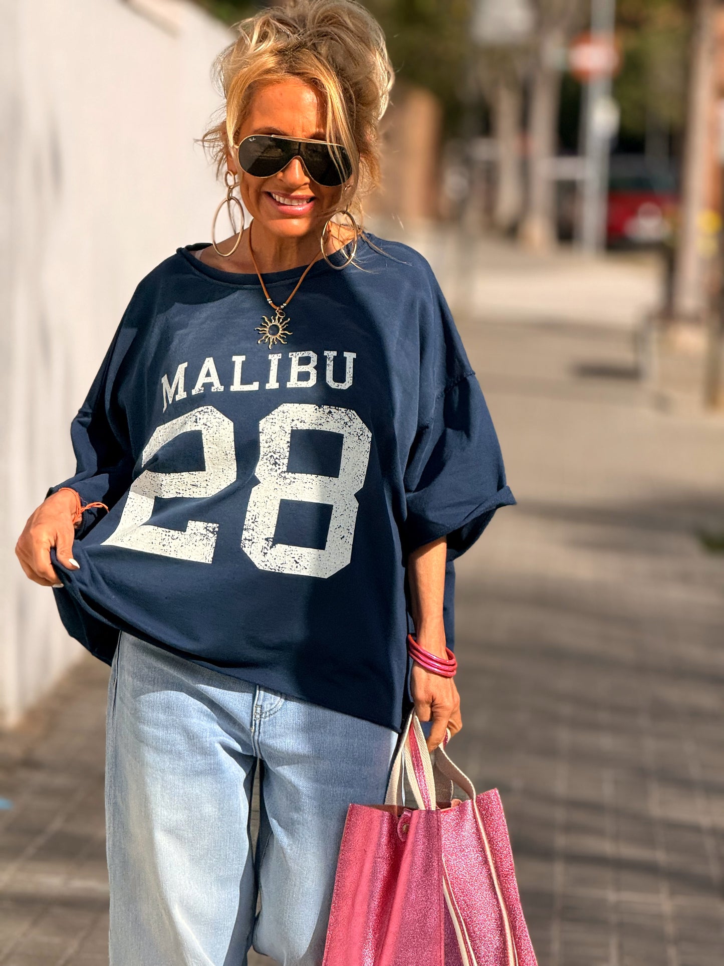 CAMISETA SUPER OVERSIZE DESGASTADA MALIBU MULTICOLOR