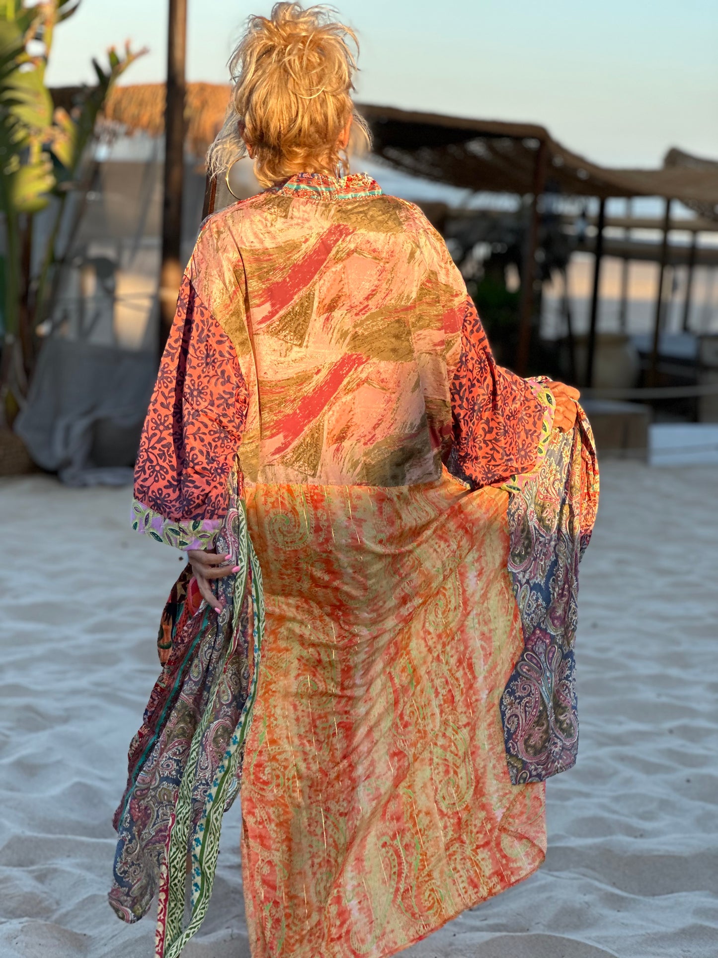 KIMONO OVERSIZE ESTAMPADO MANGA LARGA MULTICOLOR