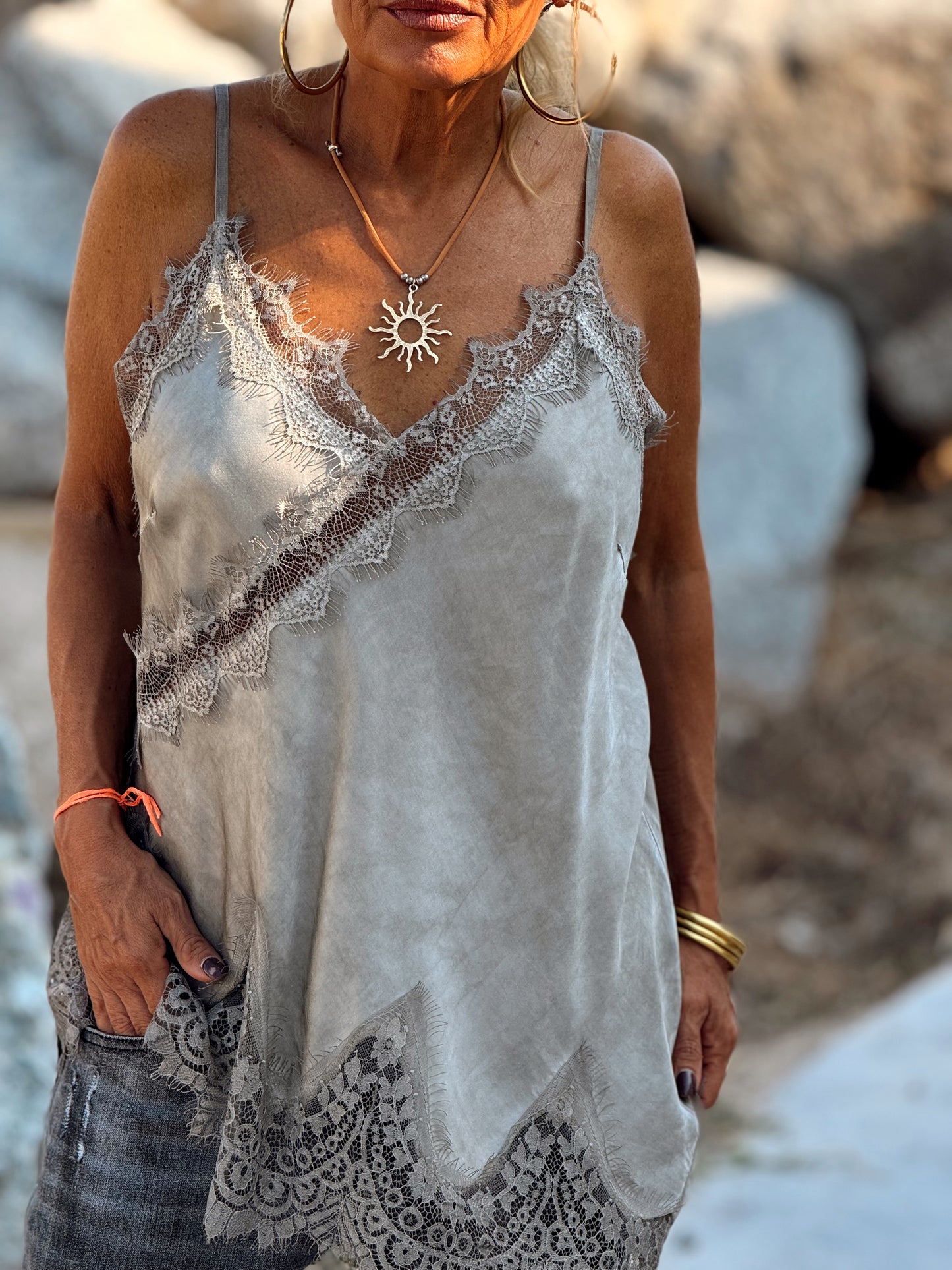 TOP LENCERO ASIMÉTRICO MULTICOLOR