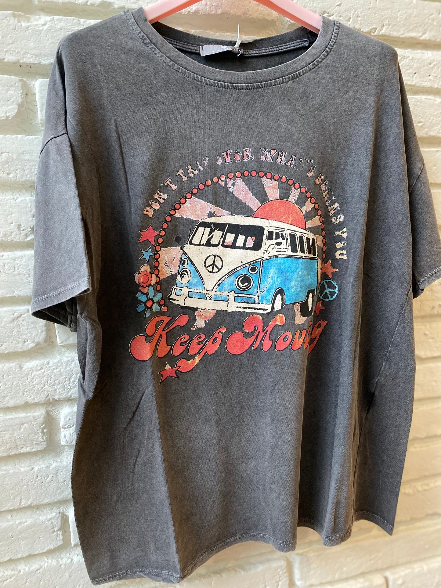 CAMISETA KEEP MOVING MULTICOLOR