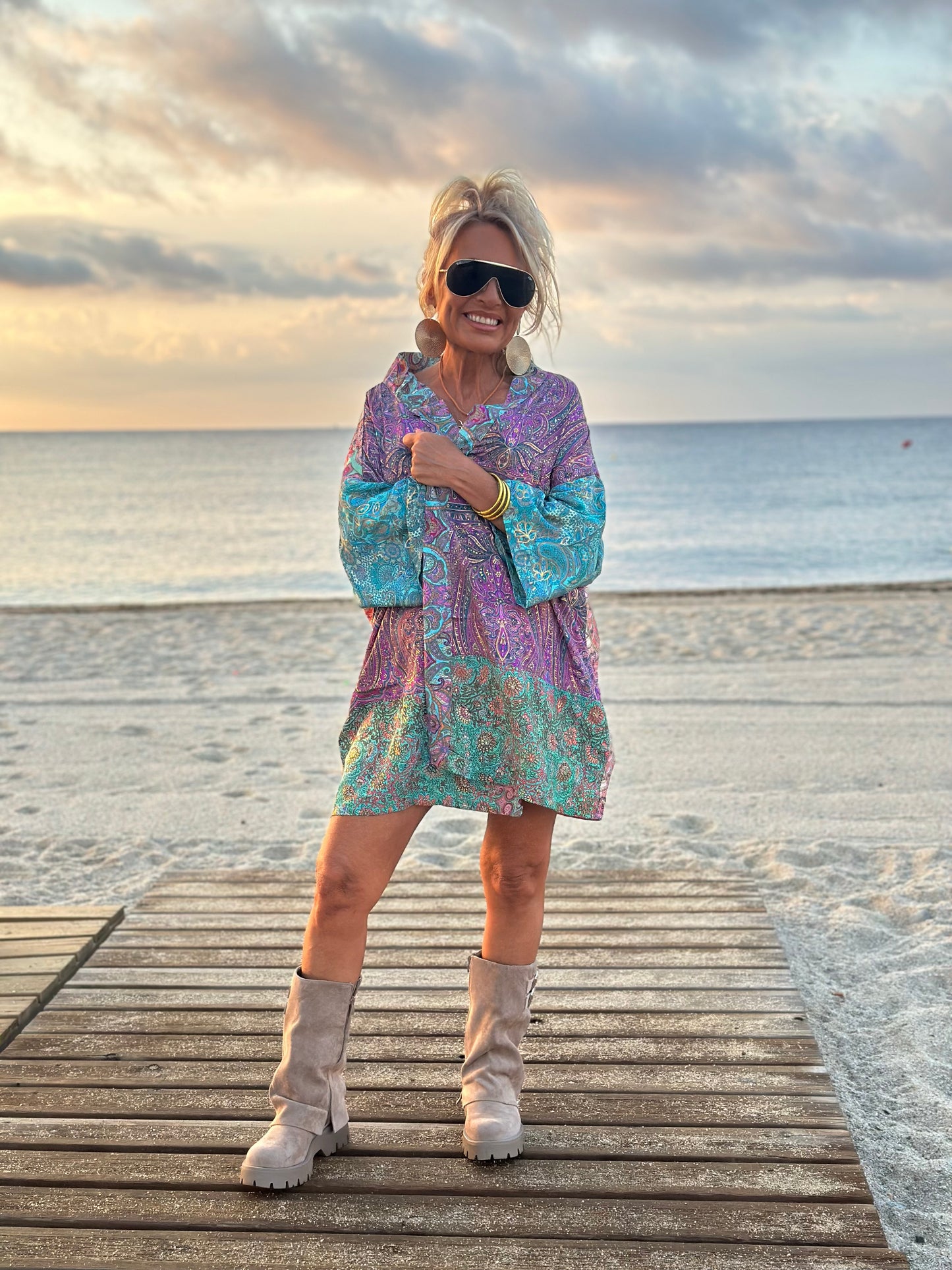 KIMONO CORTO ESTAMPADO MULTICOLOR