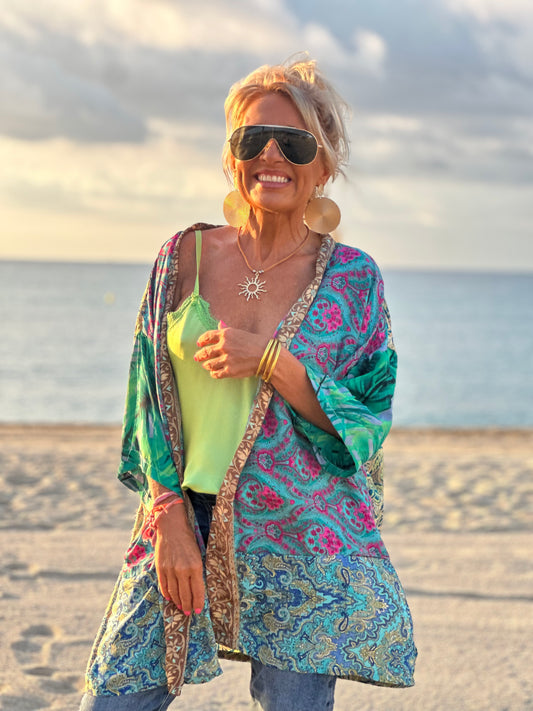 KIMONO CORTO ESTAMPADO