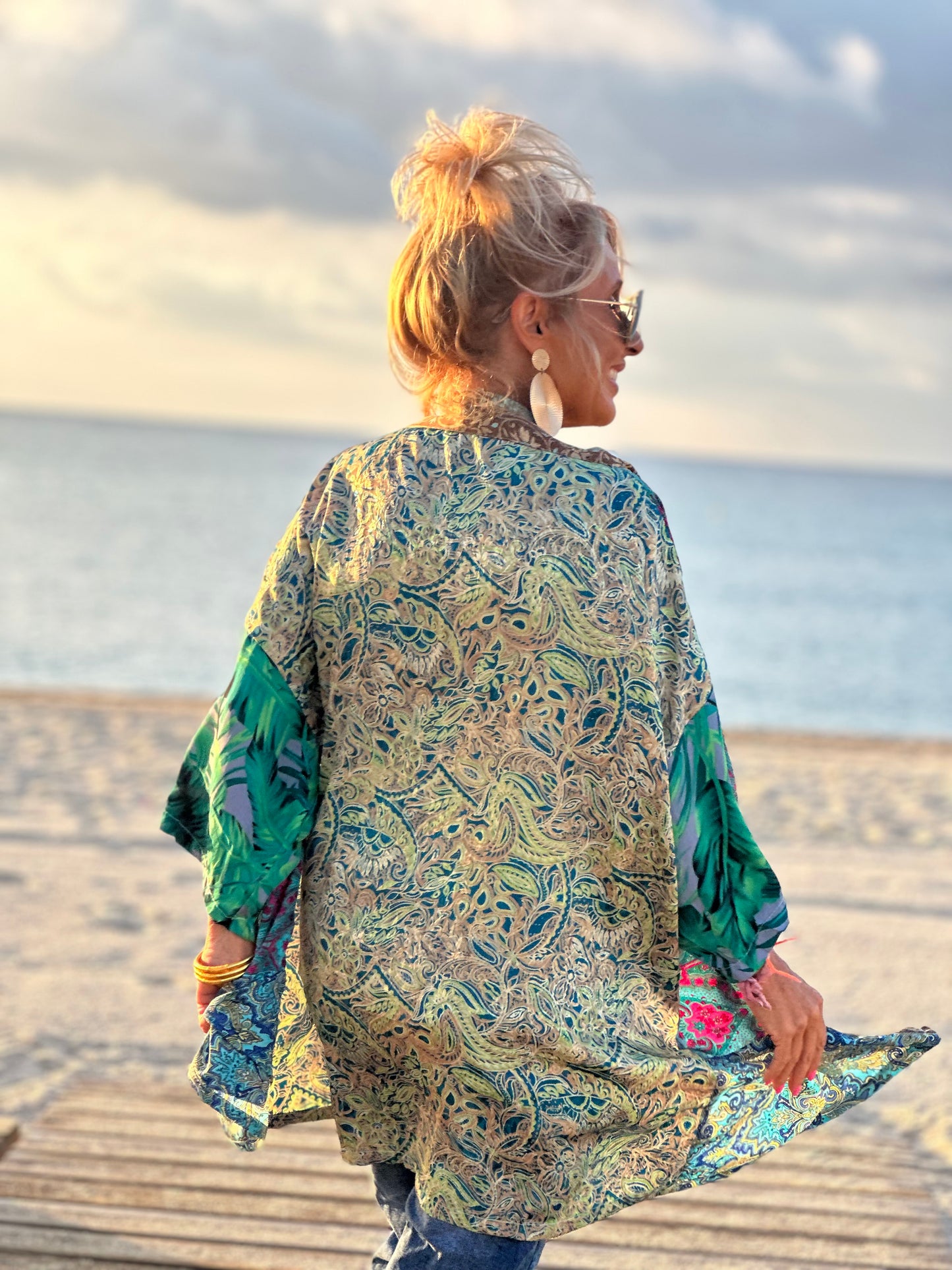 KIMONO CORTO ESTAMPADO