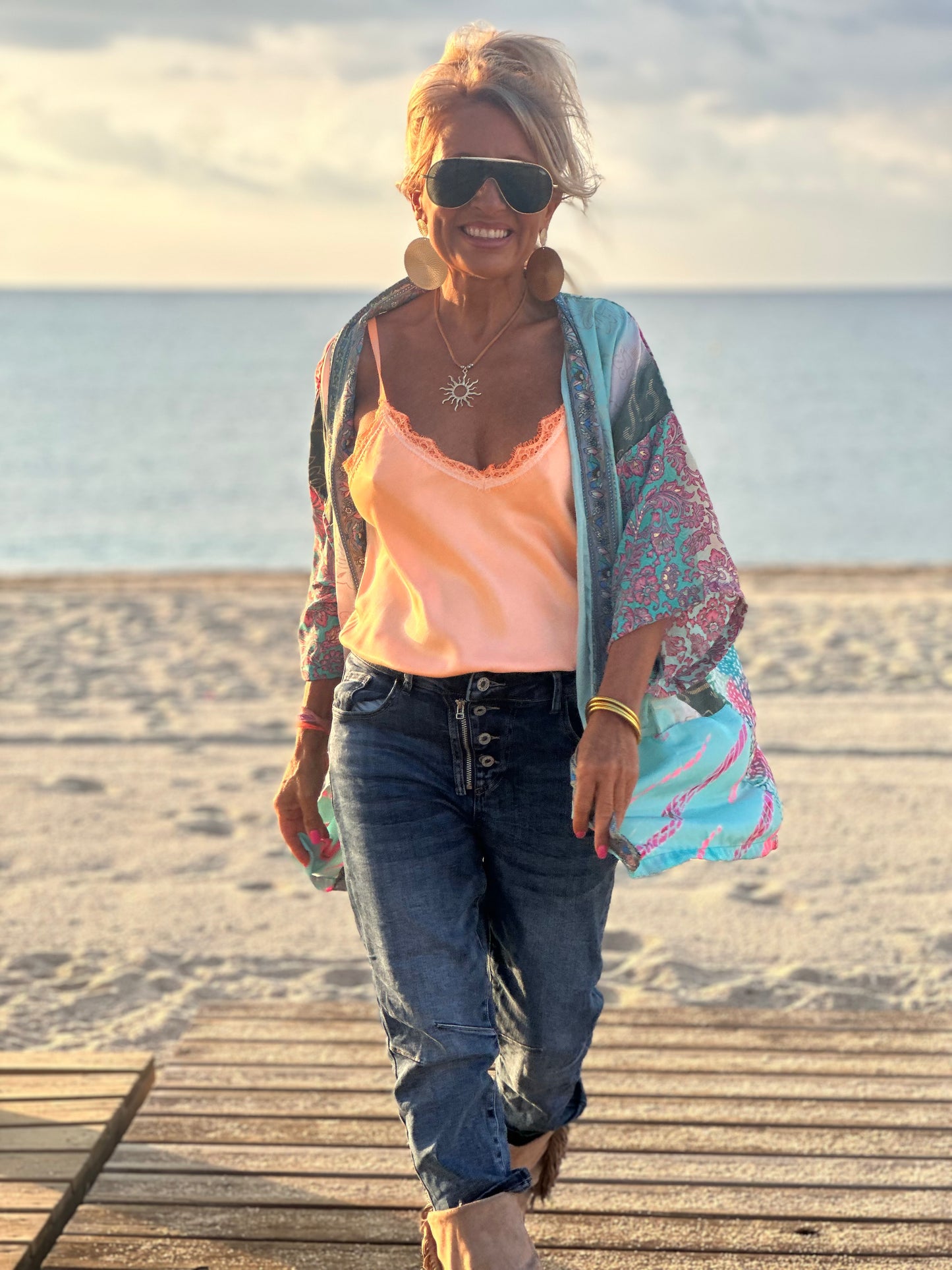 KIMONO CORTO ESTAMPADO MULTICOLOR