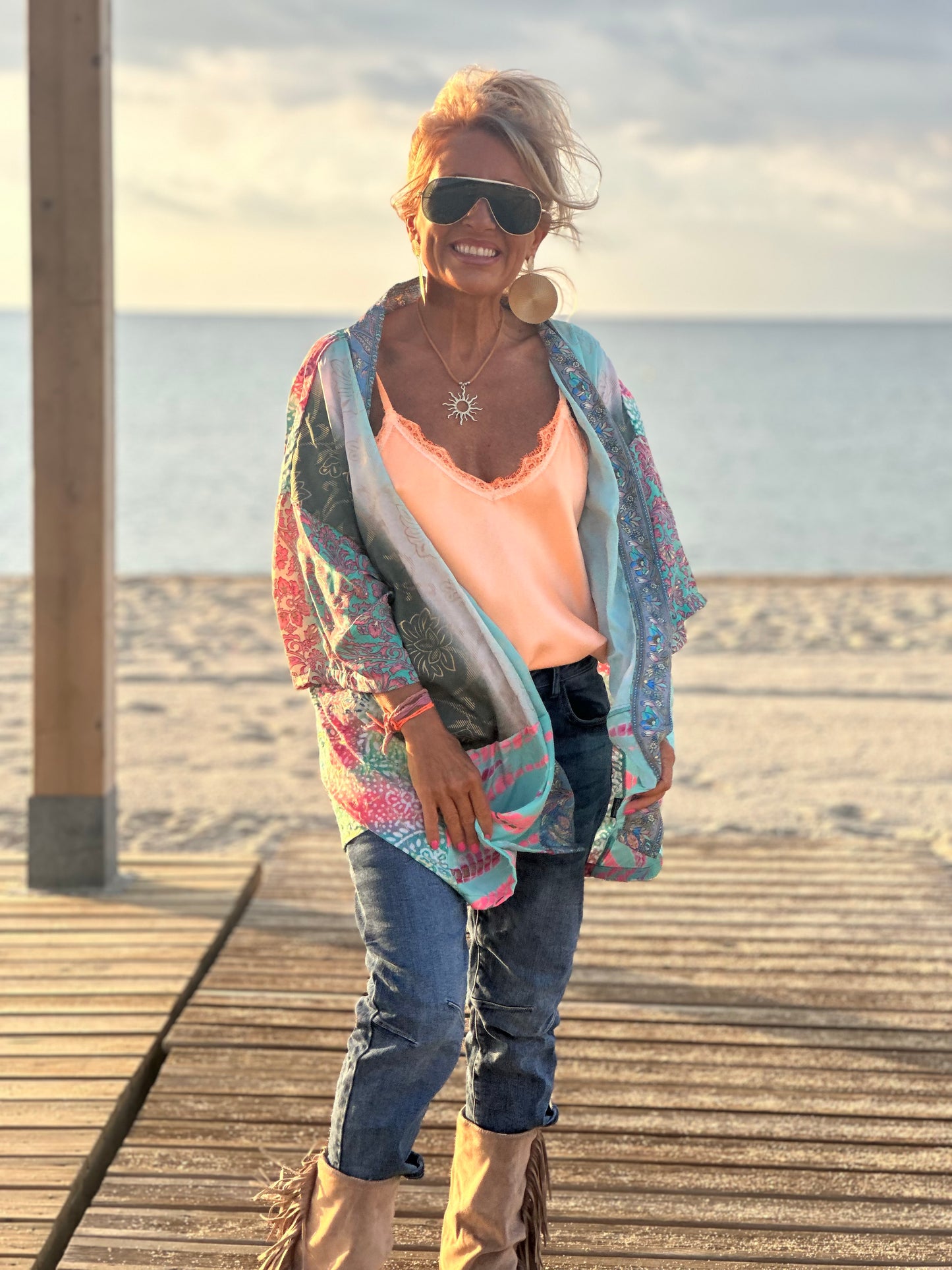 KIMONO CORTO ESTAMPADO MULTICOLOR