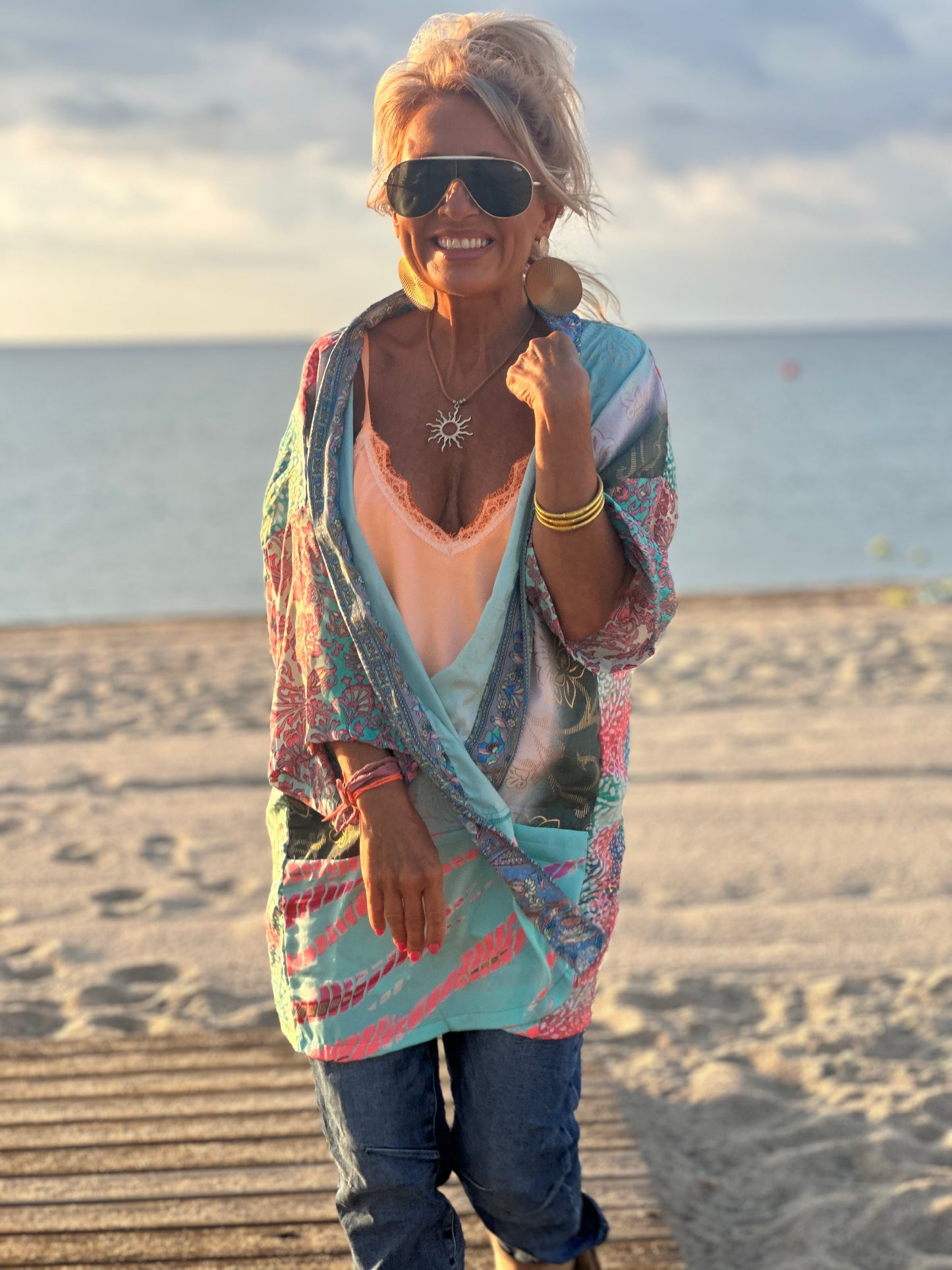 KIMONO CORTO ESTAMPADO MULTICOLOR