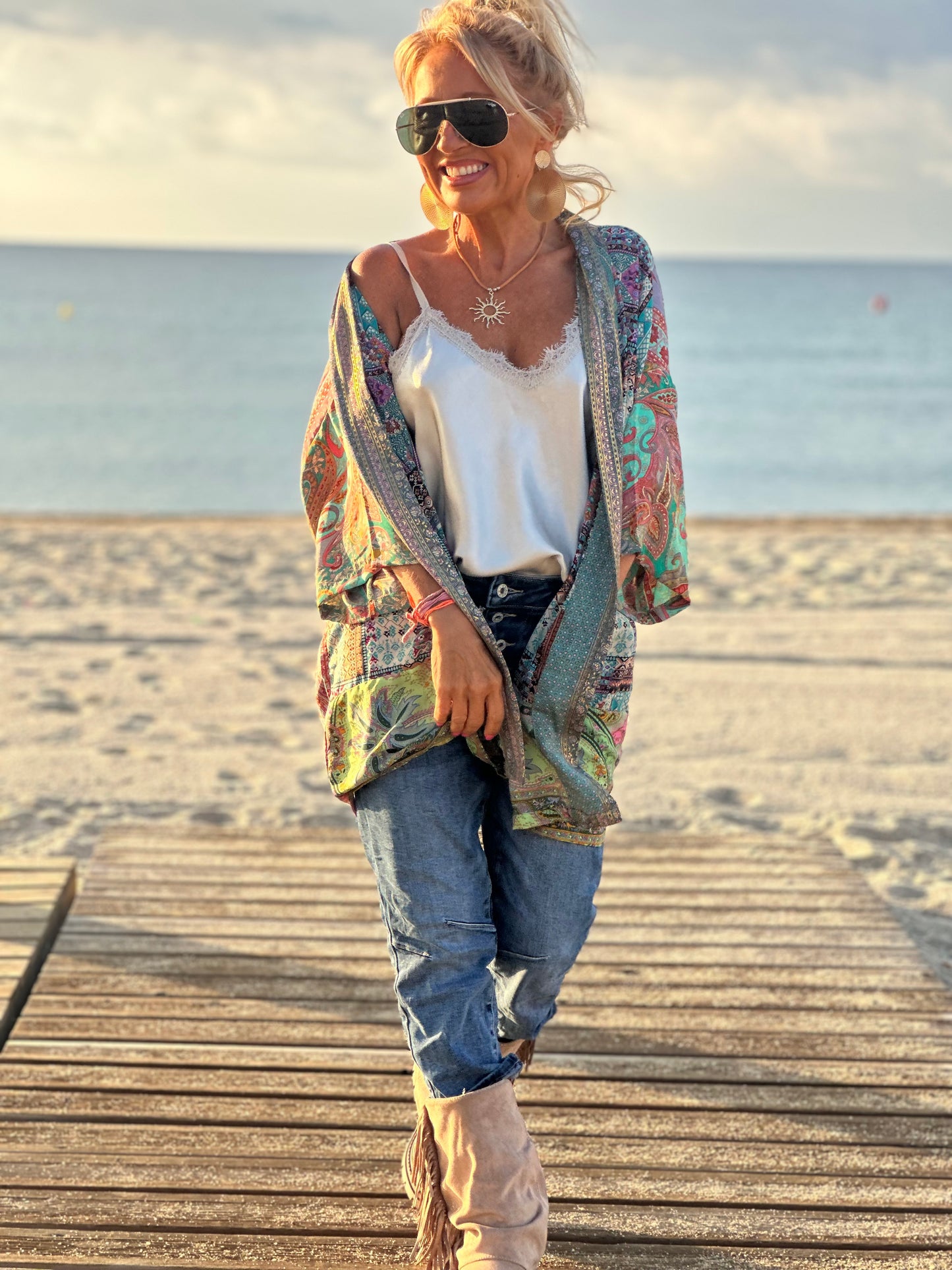 KIMONO CORTO ESTAMPADO MULTICOLOR