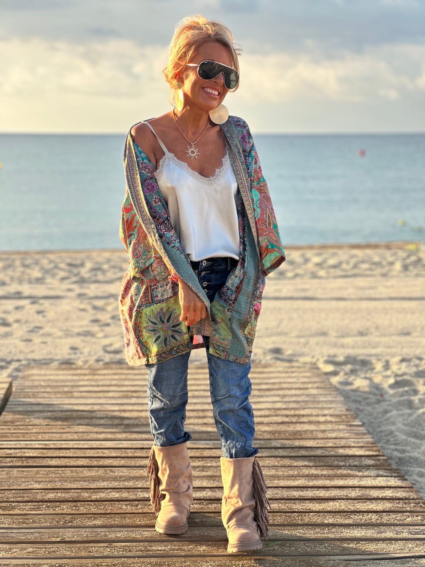 KIMONO CORTO ESTAMPADO MULTICOLOR