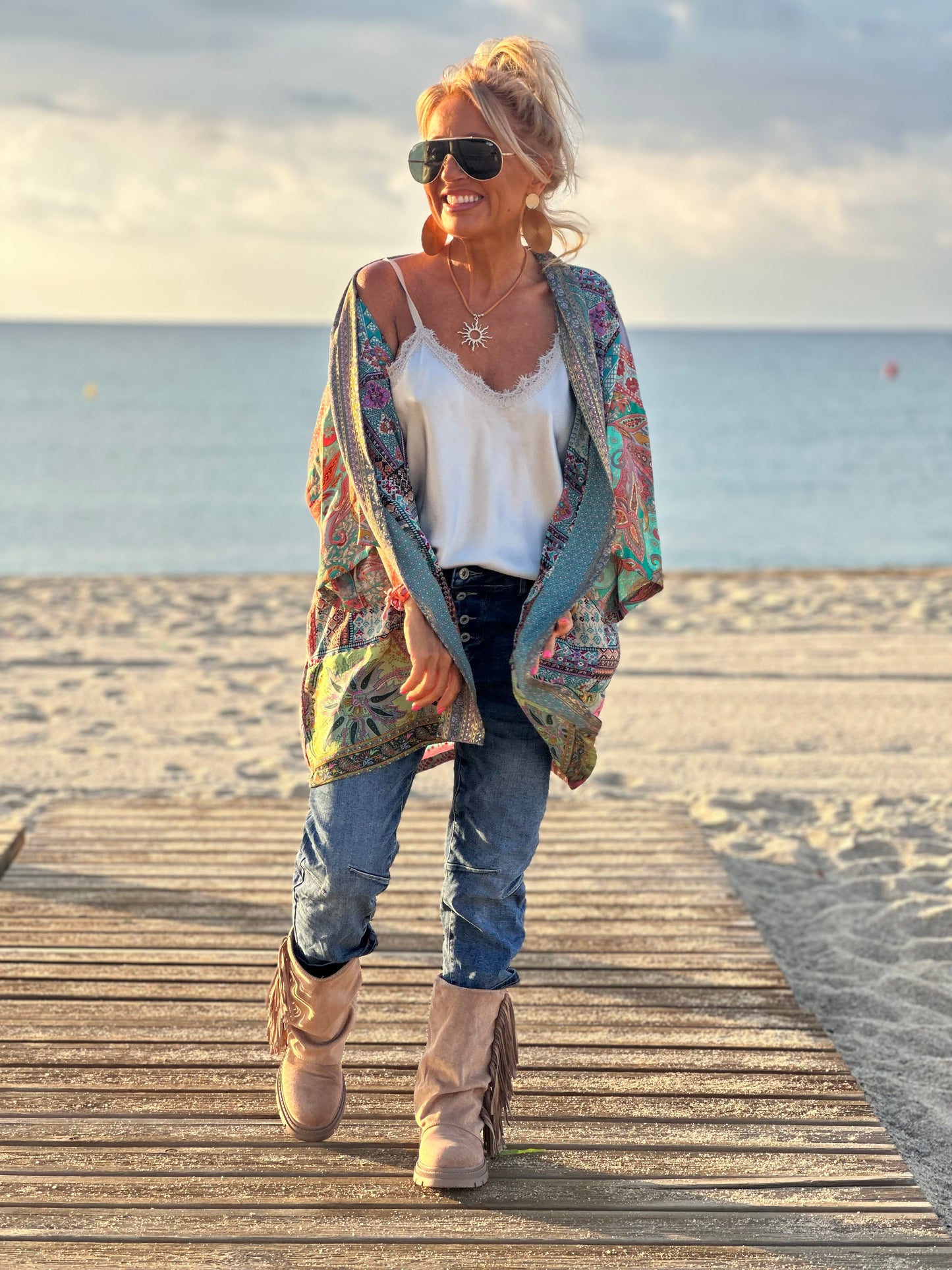 KIMONO CORTO ESTAMPADO MULTICOLOR