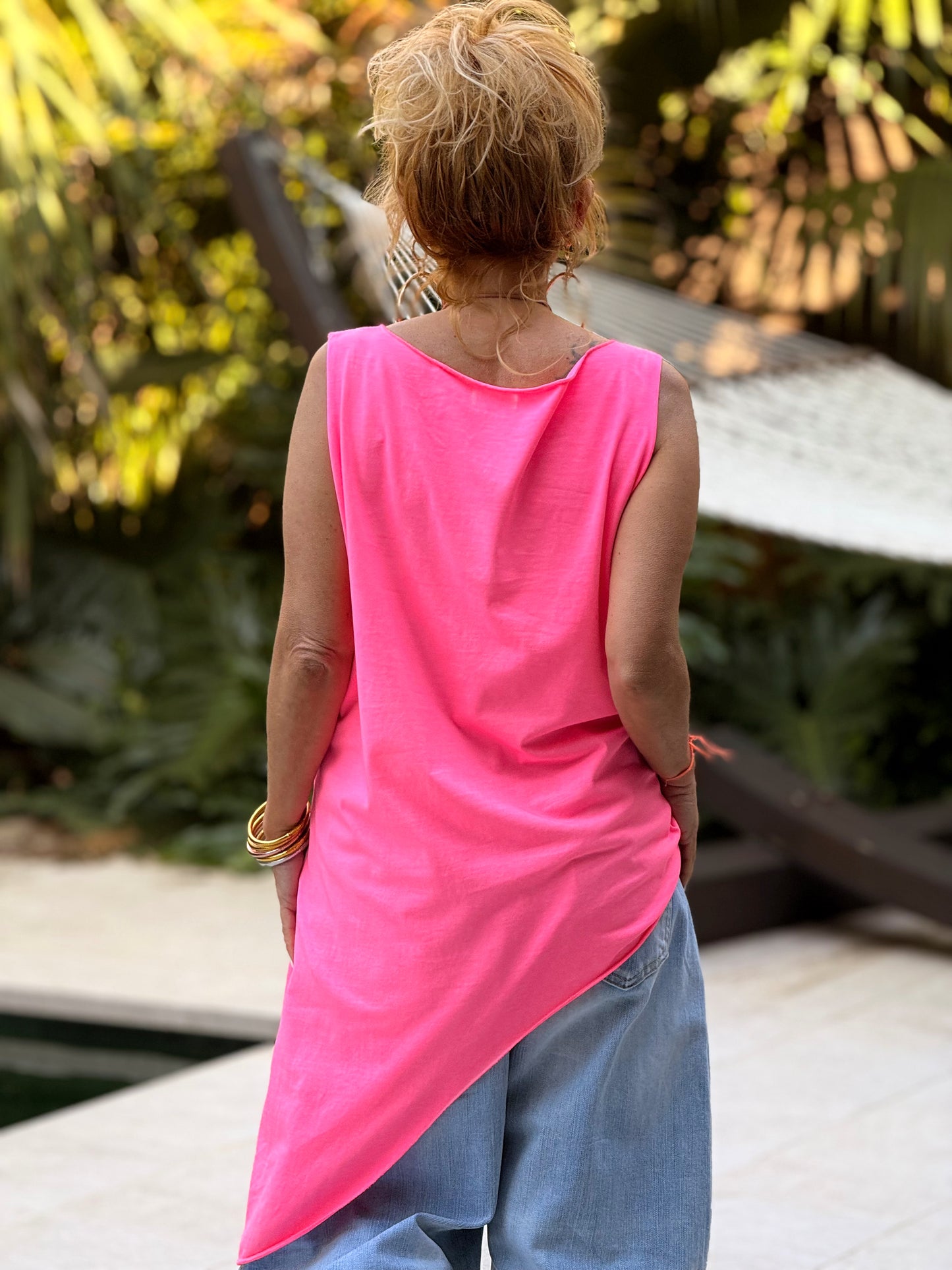 TOP ASIMÉTRICO NÉON MULTICOLOR