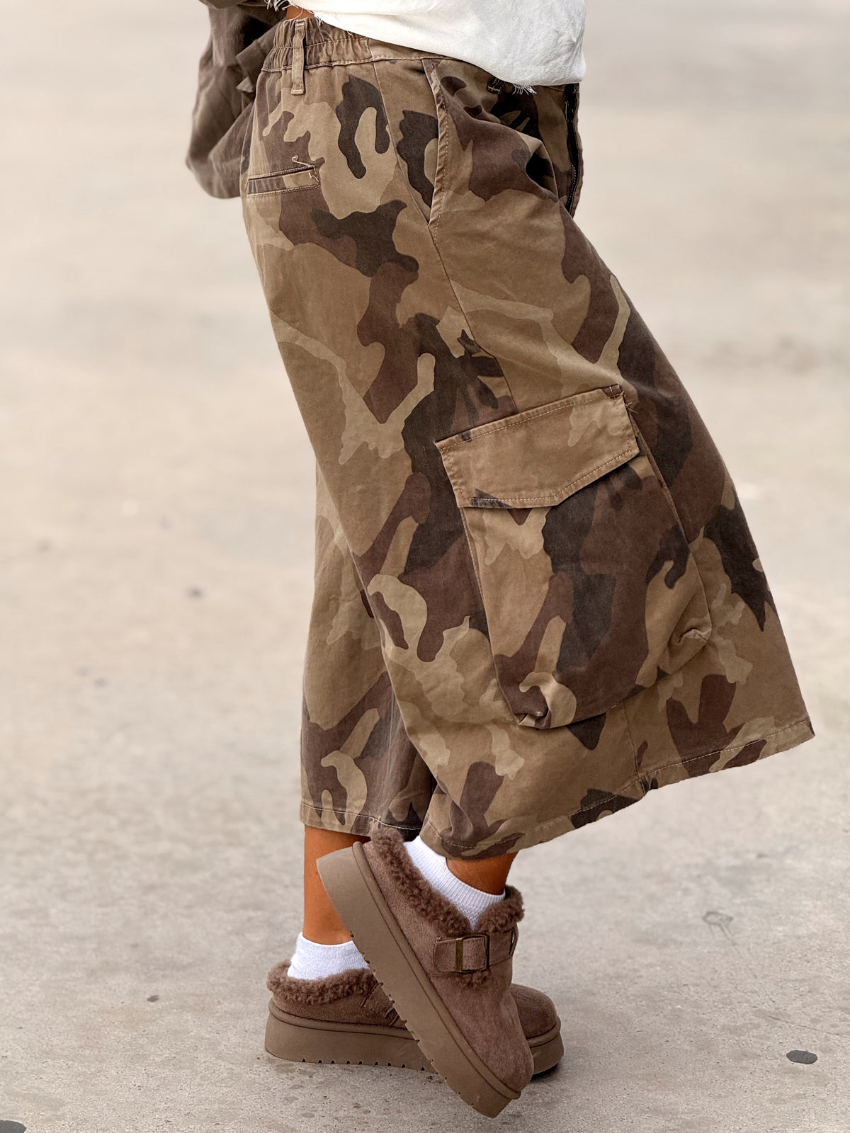 BERMUDA OVERSIZE CAMUFLAJE MULTICOLOR