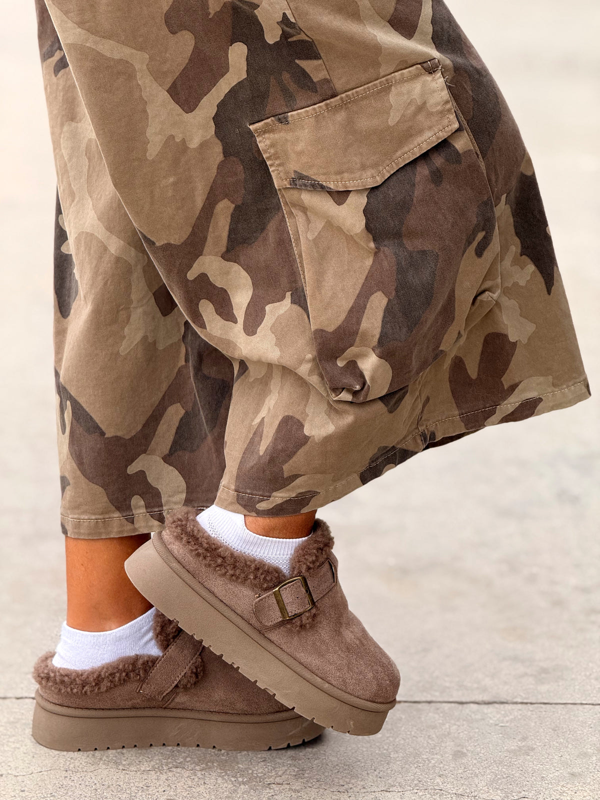 BERMUDA OVERSIZE CAMUFLAJE MULTICOLOR