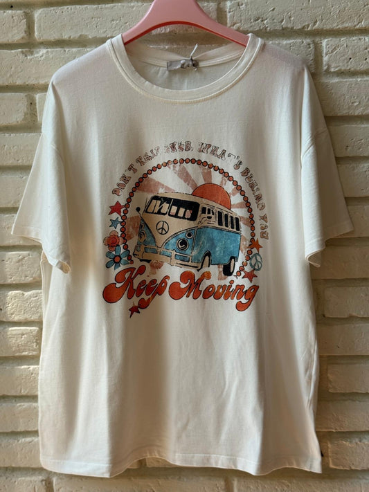 CAMISETA KEEP MOVING MULTICOLOR