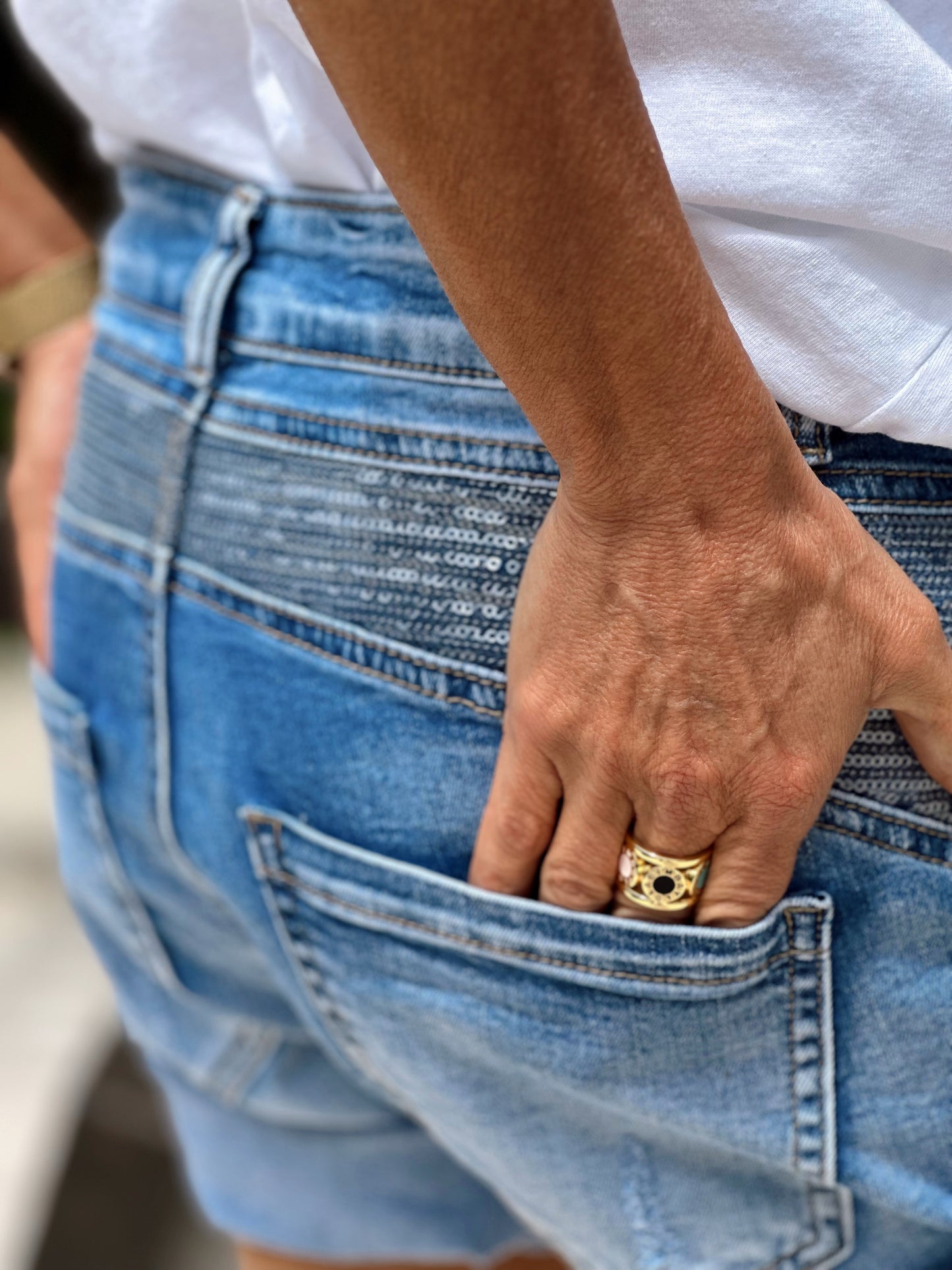 SHORT VAQUEROS LENTEJUELAS TEJANO