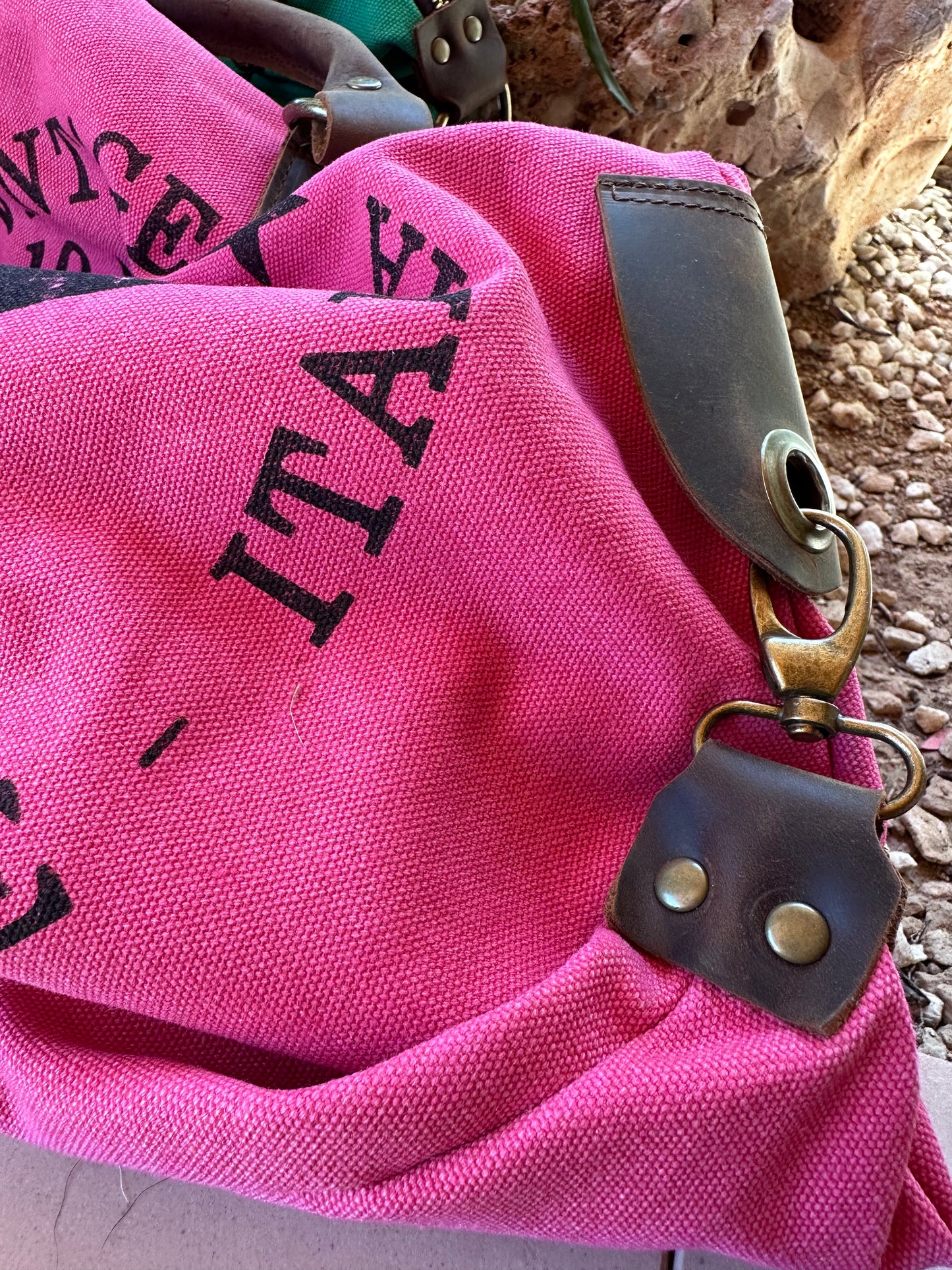 BOLSO ISY ⭐️ FUCSIA