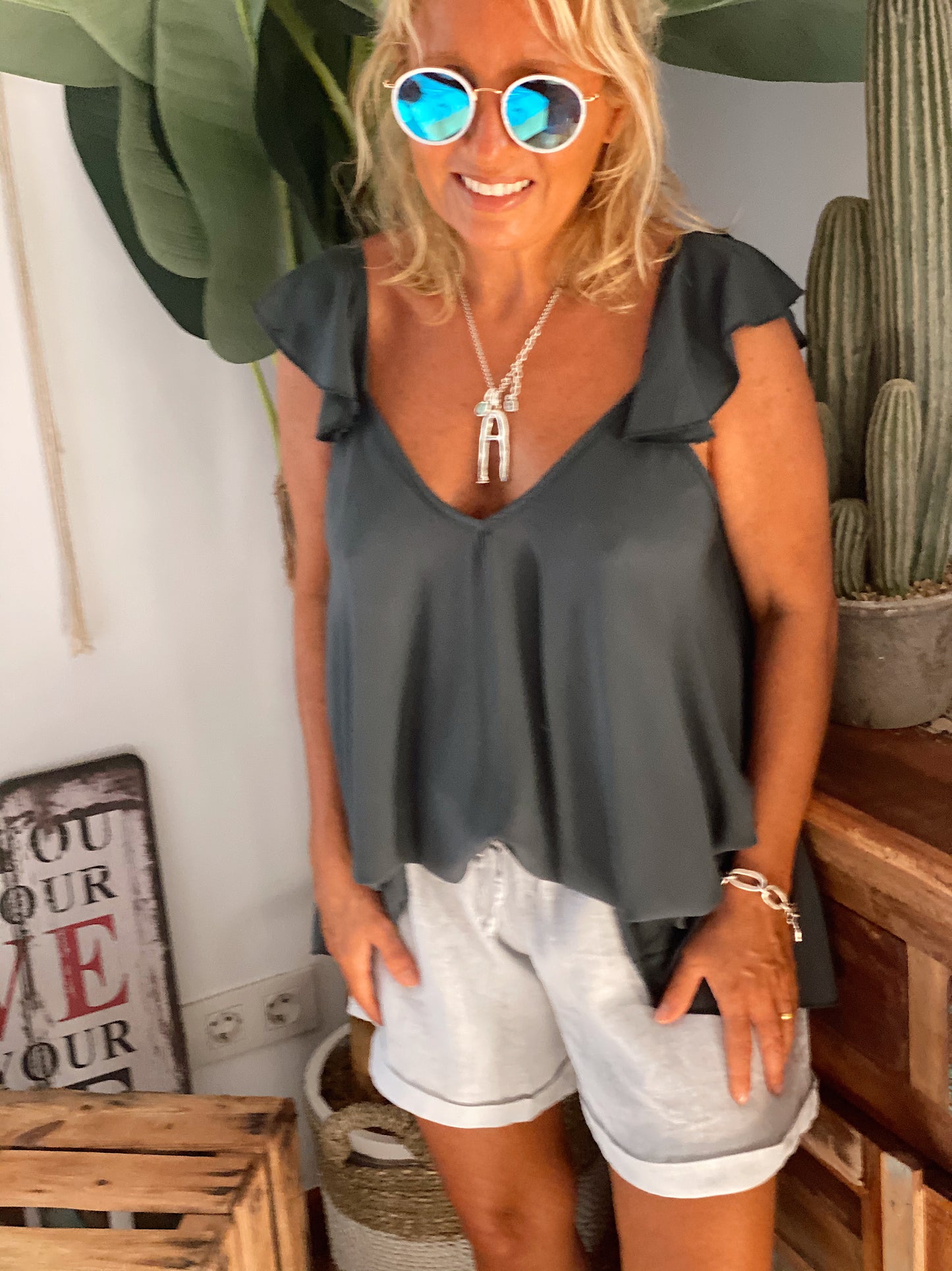 SHORT MACARENA LINO GRIS