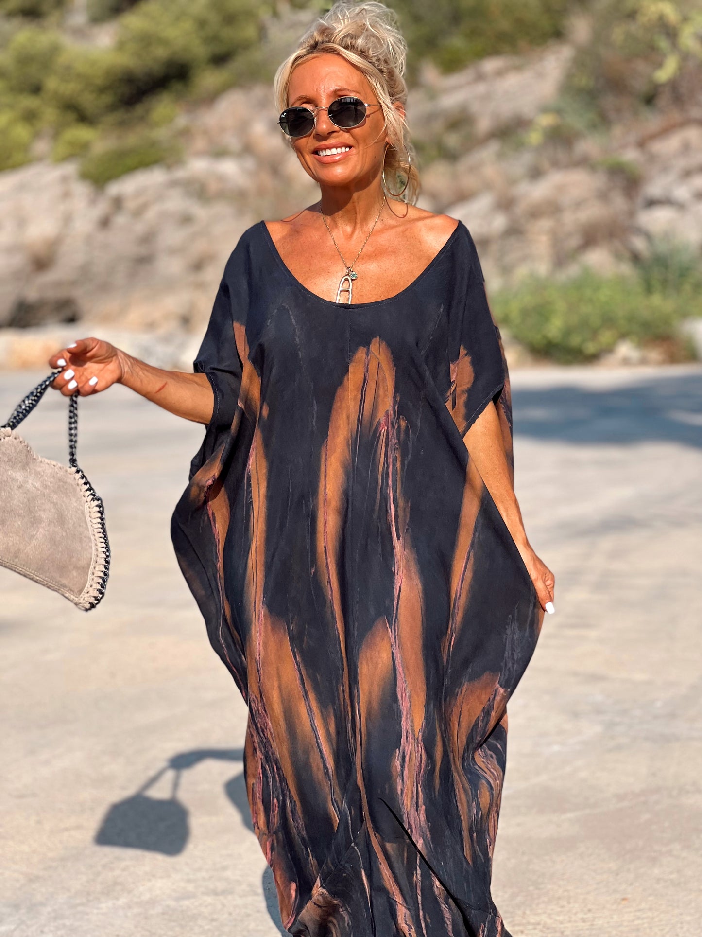 KAFTAN HOLBOX NEGRO Y MARRÓN