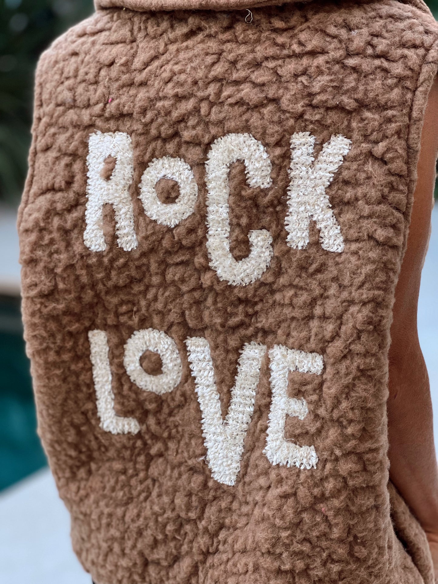 CHALECO ROCK LOVE CAMEL