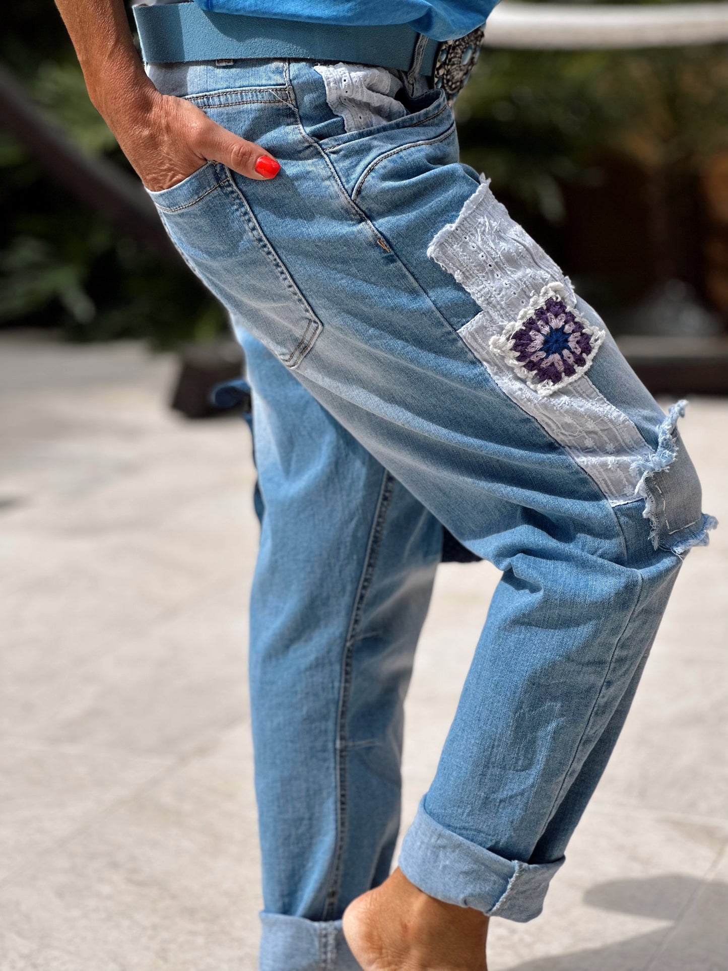 JEANS VAQUEROS DETALLES CROCHET TEJANO