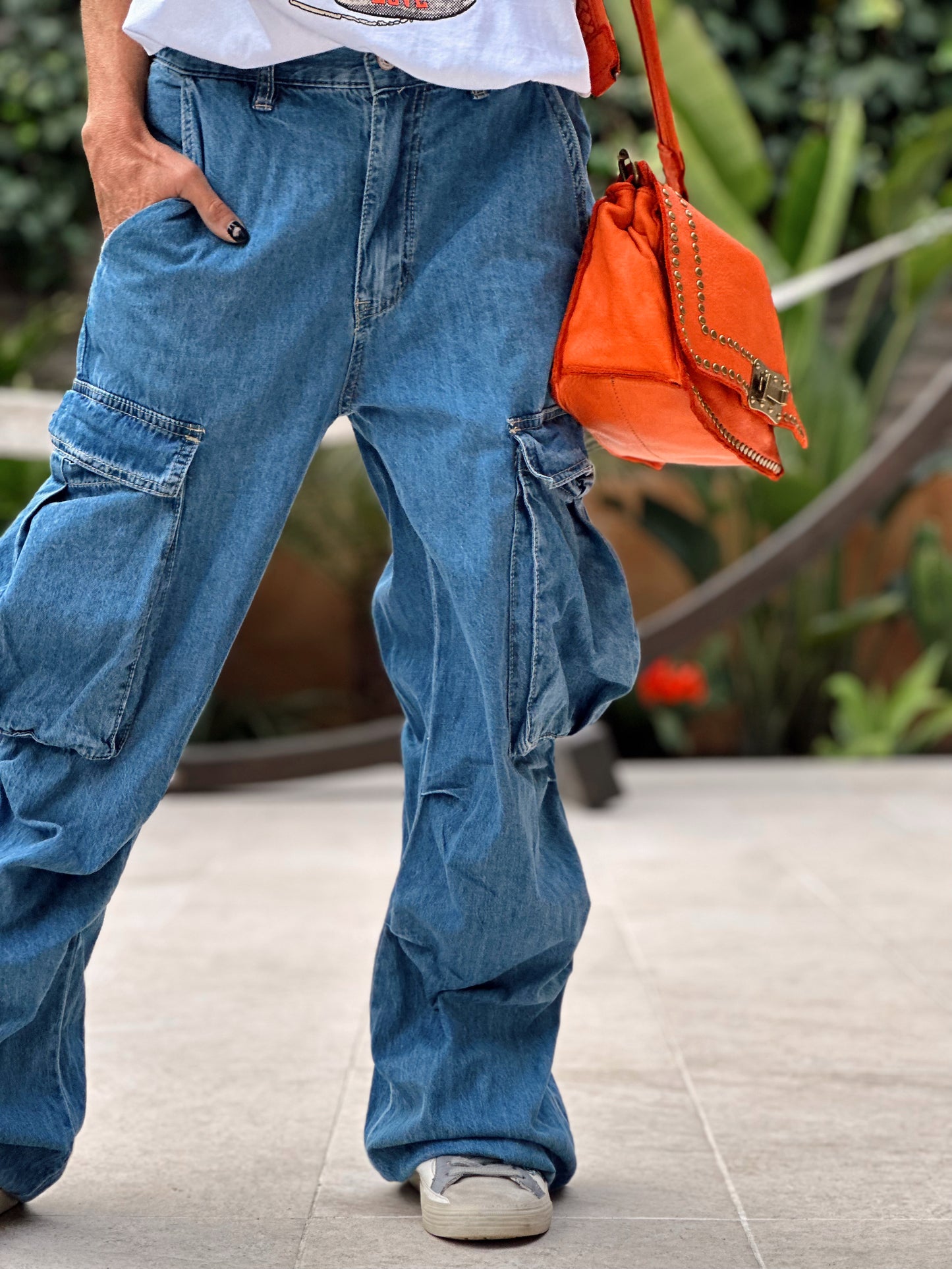 JEANS OVERSIZE CON BOLSILLOS TEJANO