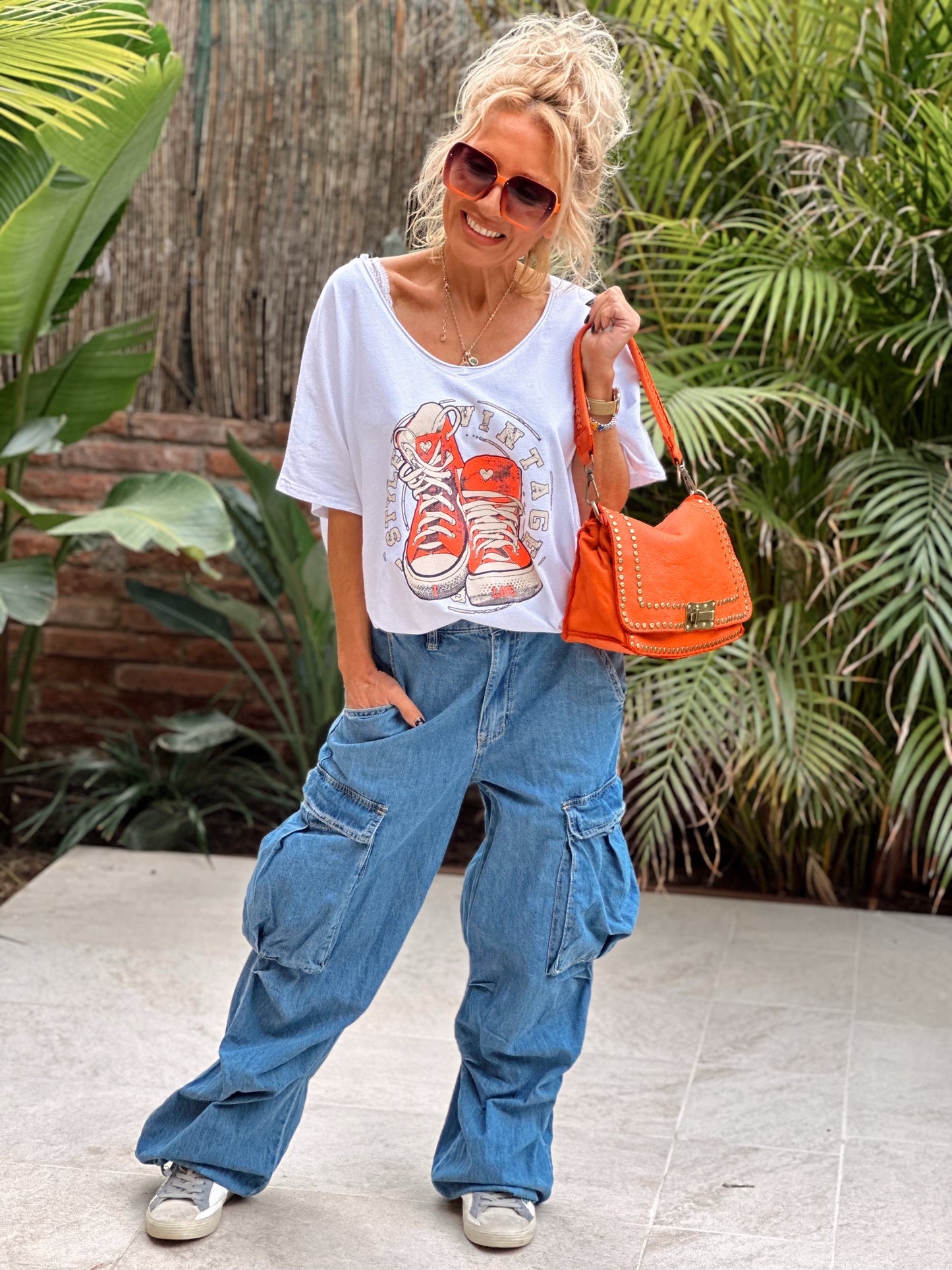 JEANS OVERSIZE CON BOLSILLOS TEJANO