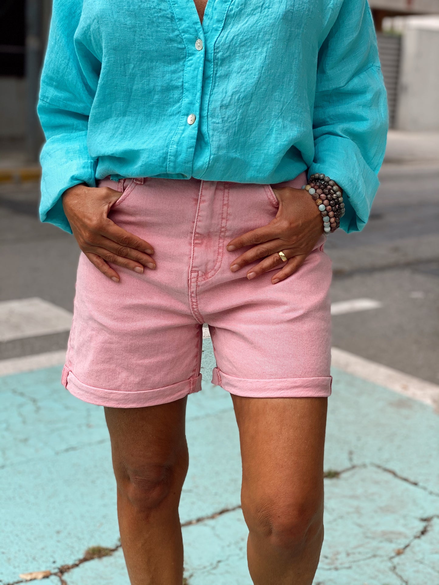 SHORT NEREA ROSA CHICLE